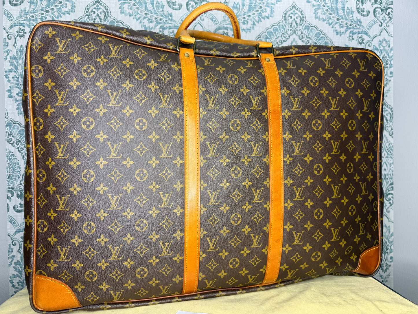 Louis Vuitton Sirius 65 Soft Suitcase/Travel Bag