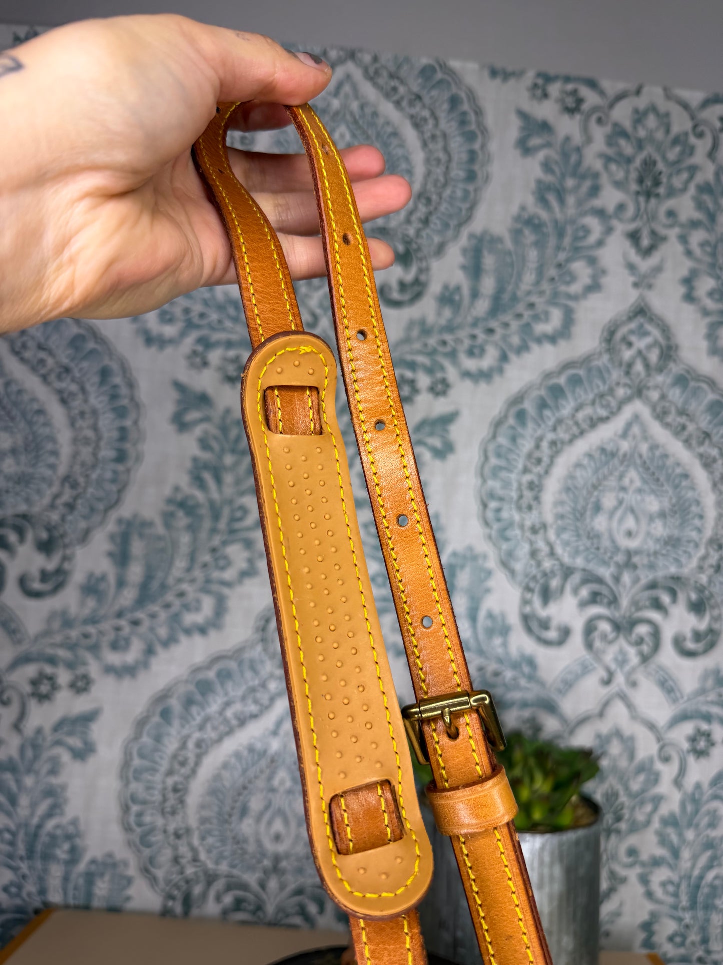 Louis Vuitton Chantilly PM
