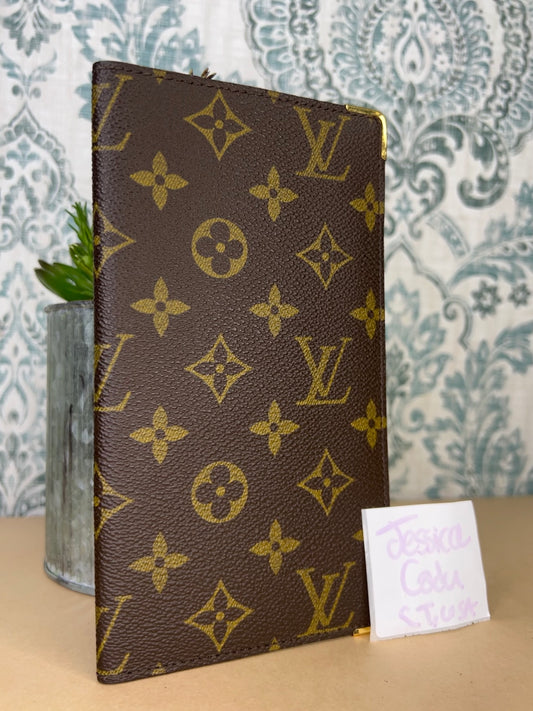 Louis Vuitton Monogram Vintage Vertical Wallet