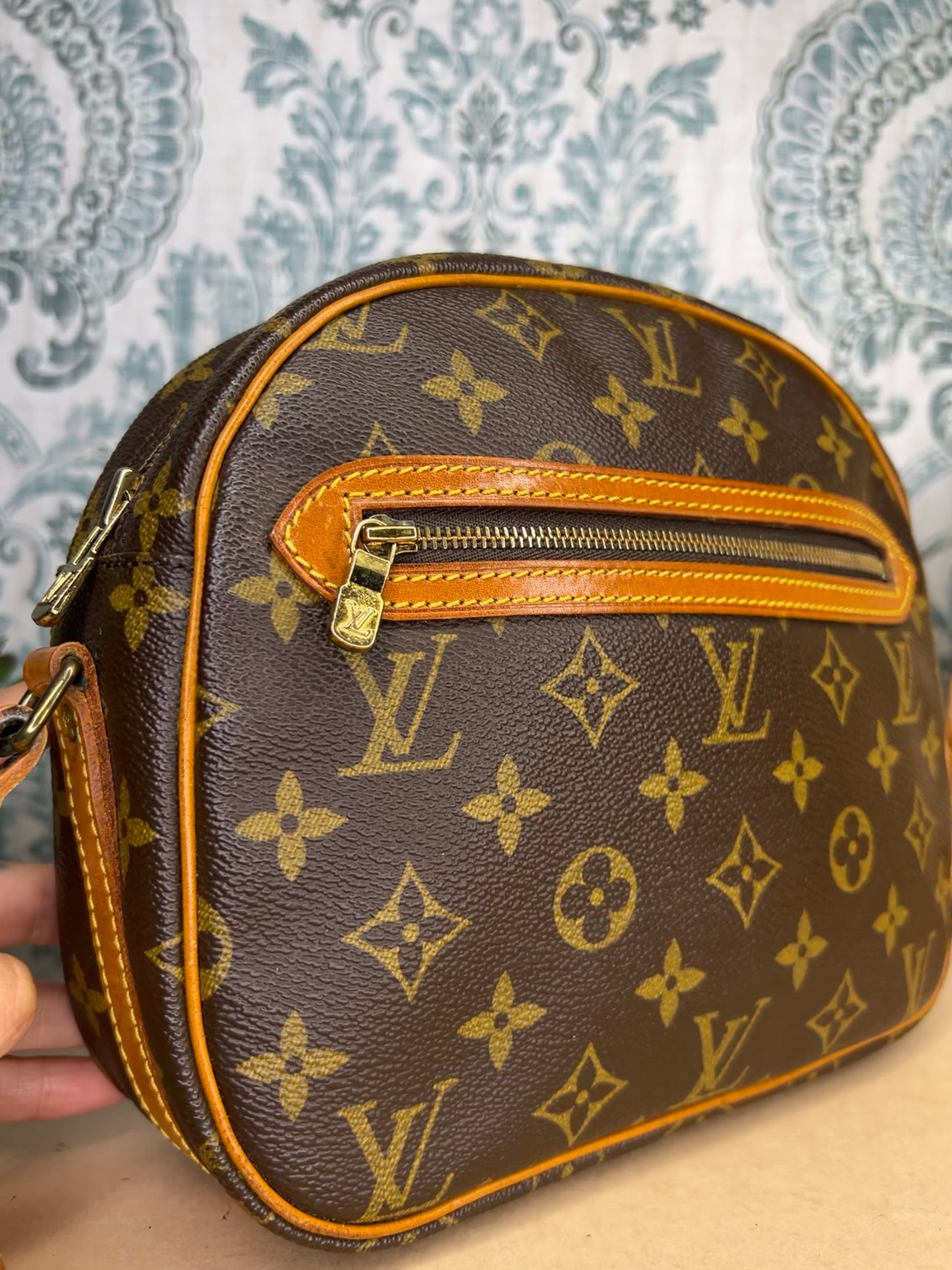 Louis Vuitton Senlis