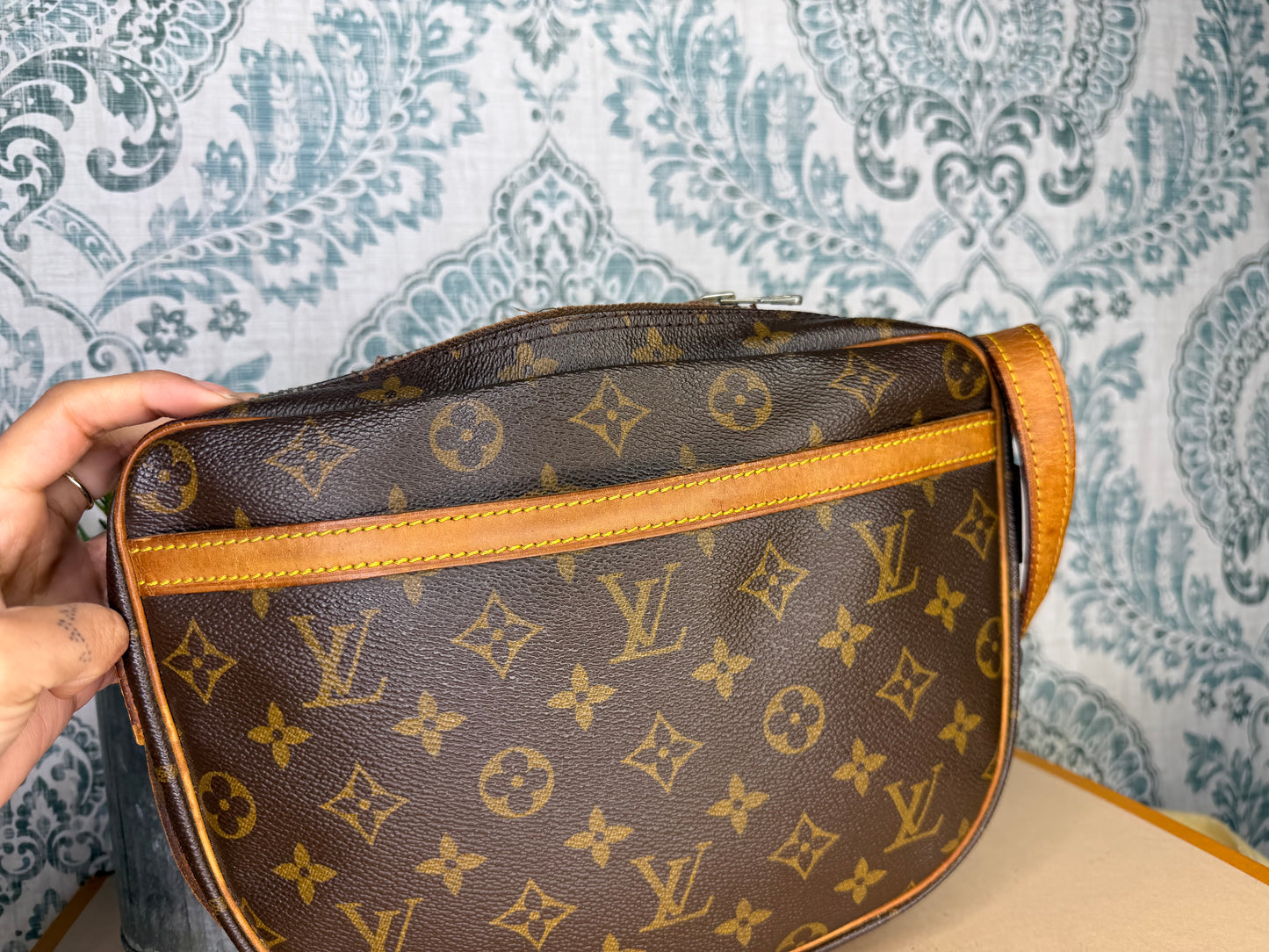 Louis Vuitton Jeune Fille GM (needs repair)