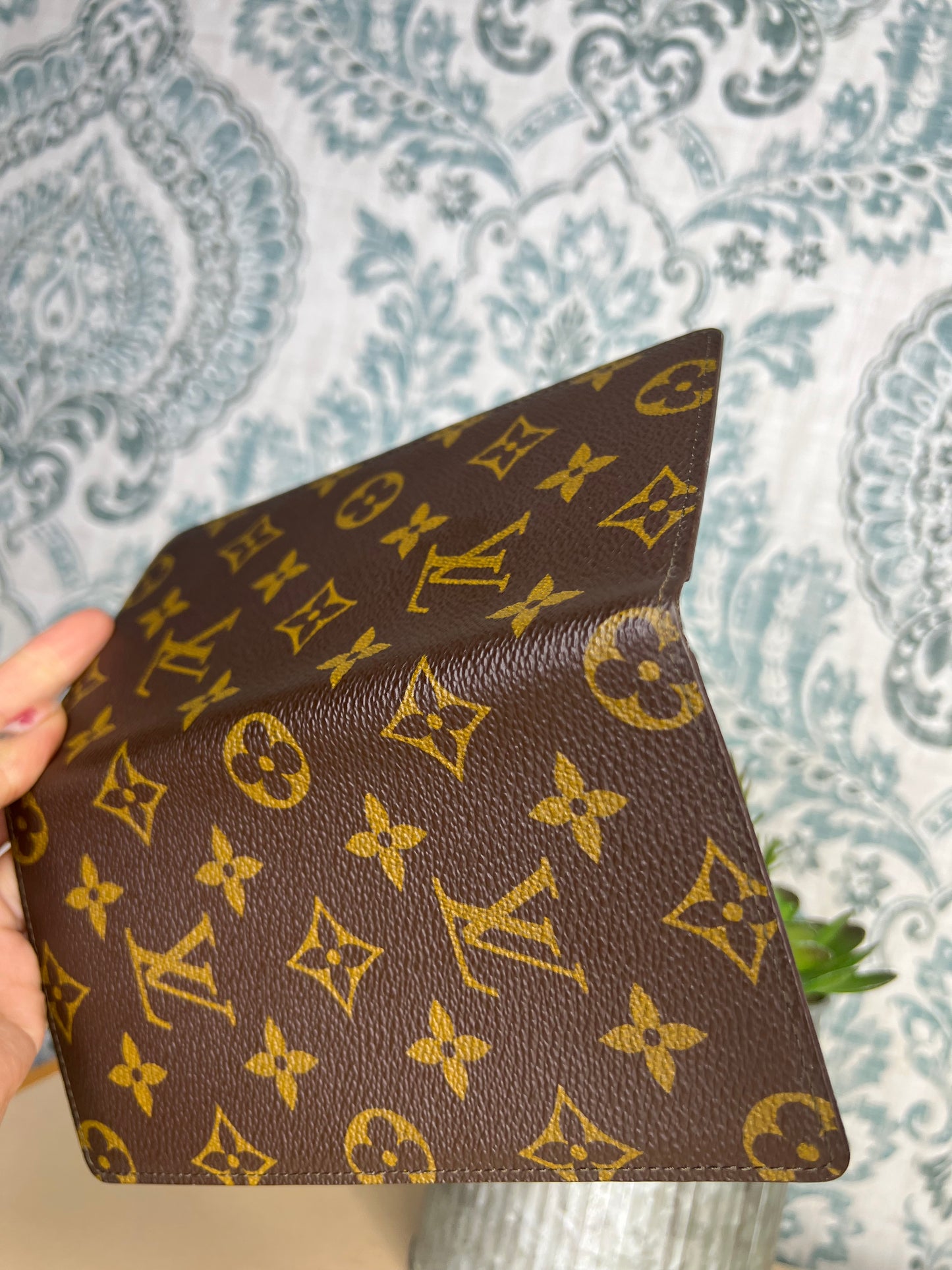 Louis Vuitton Monogram Checkbook Wallet/Cover