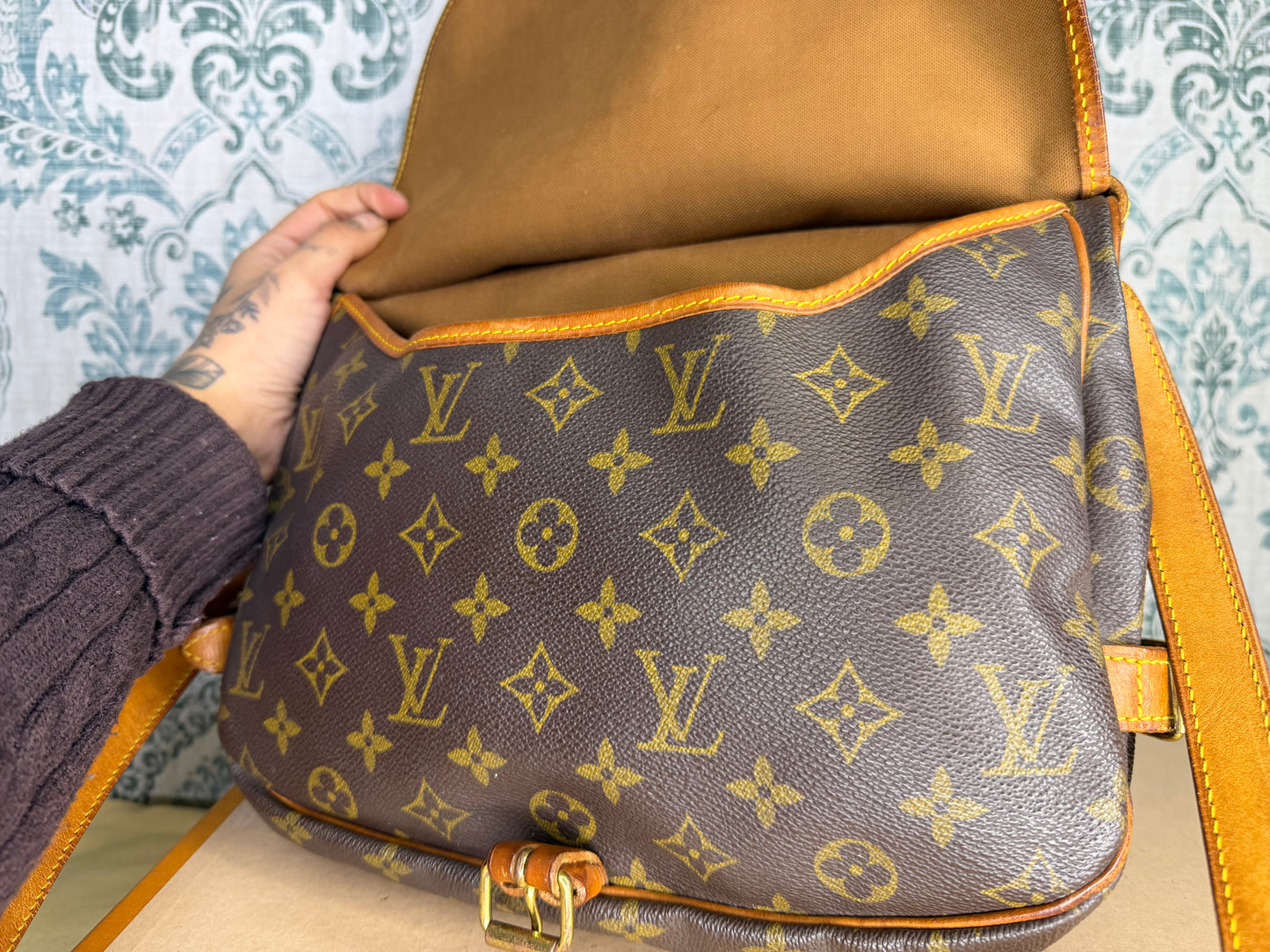 Louis Vuitton Saumur 30