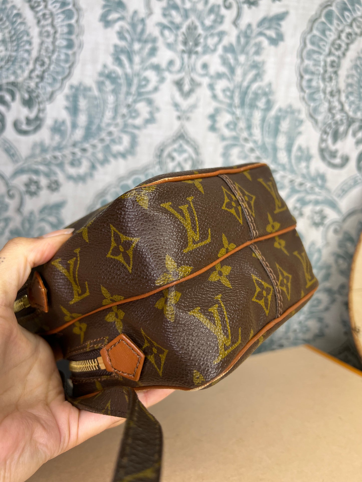 Louis Vuitton Vintage Amazone