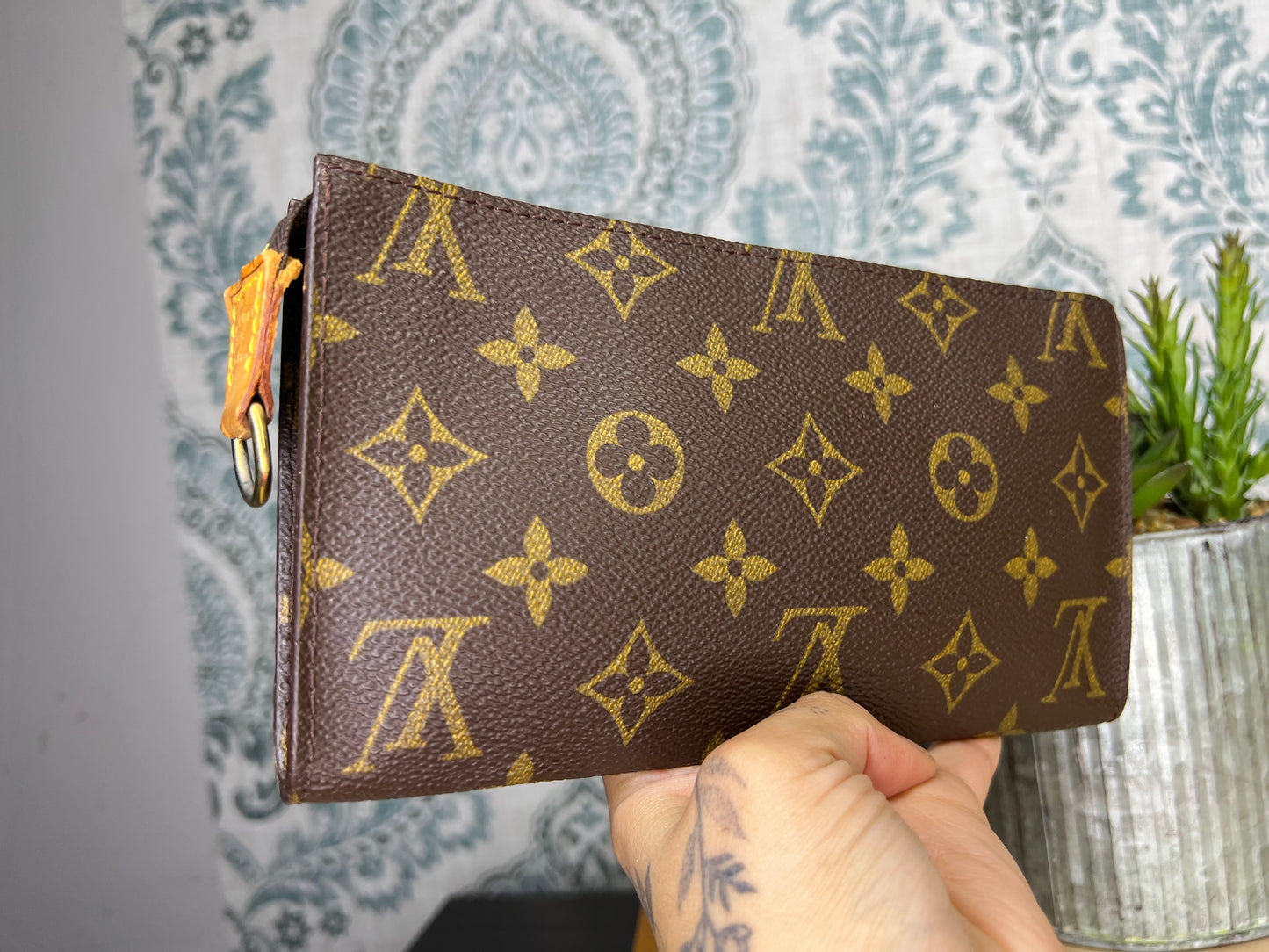 Louis Vuitton Bucket GM Pouch