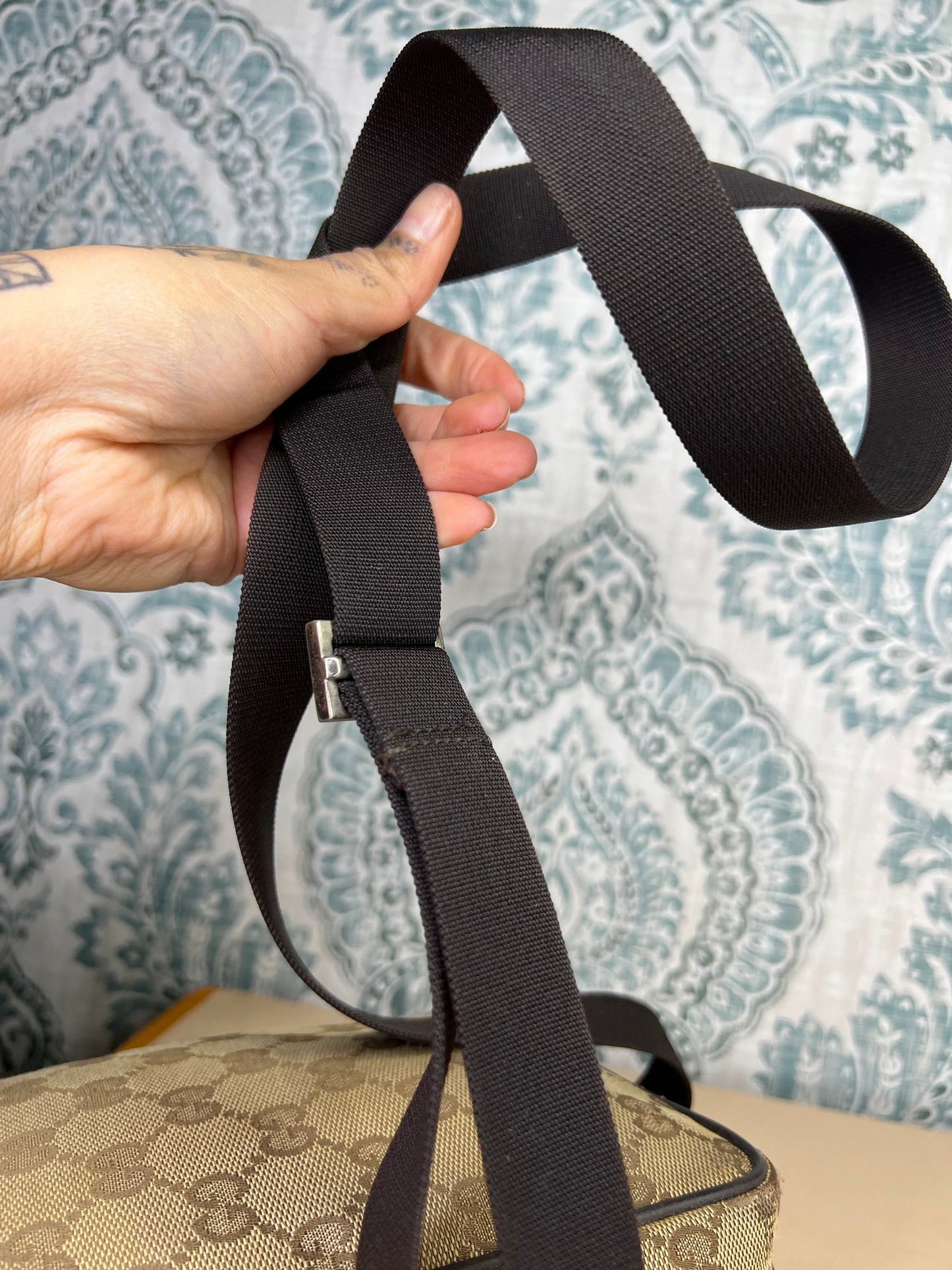 Gucci Mini Mesesenger Bag Crossbody