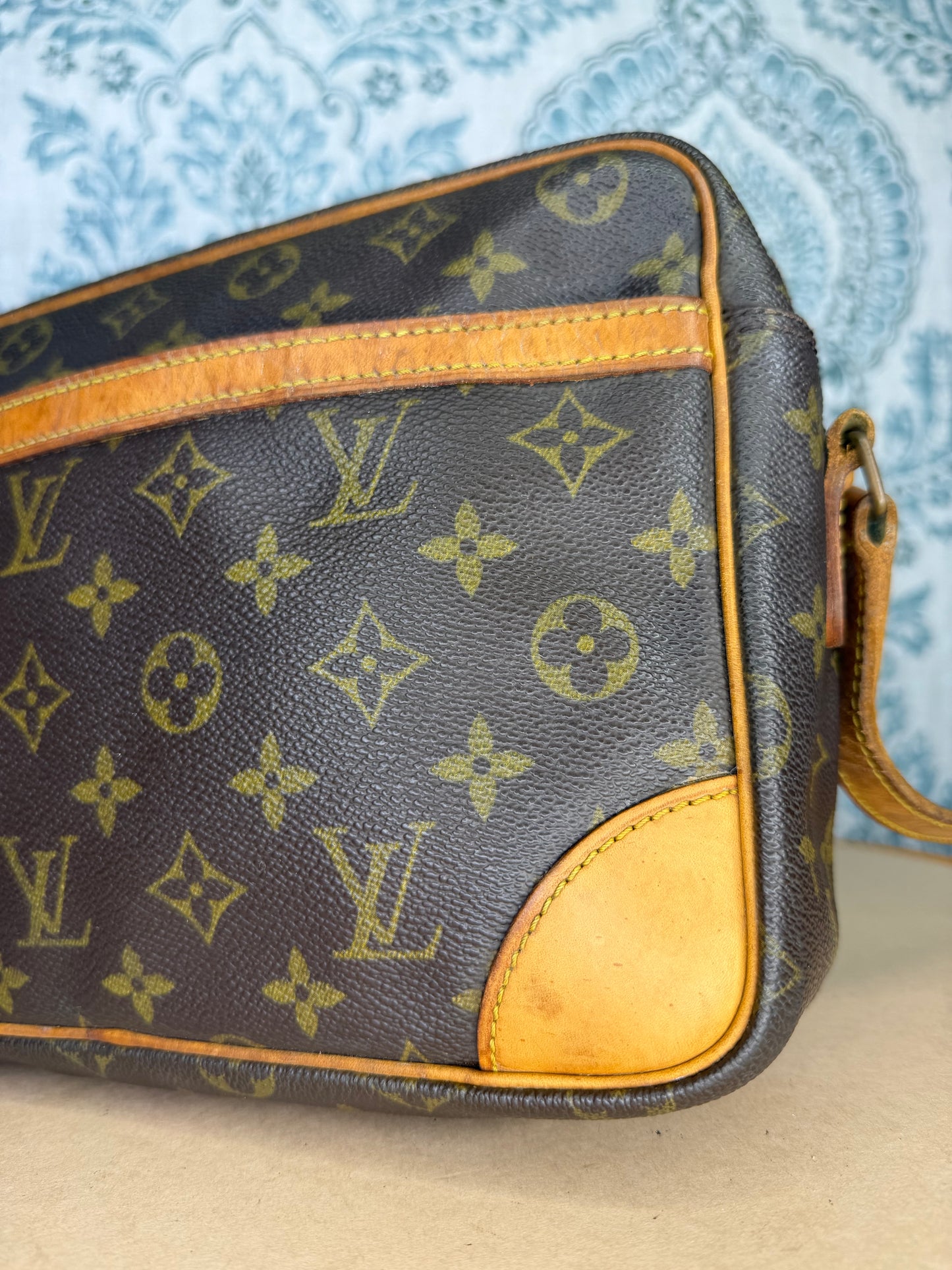 Louis Vuitton Trocadero 30