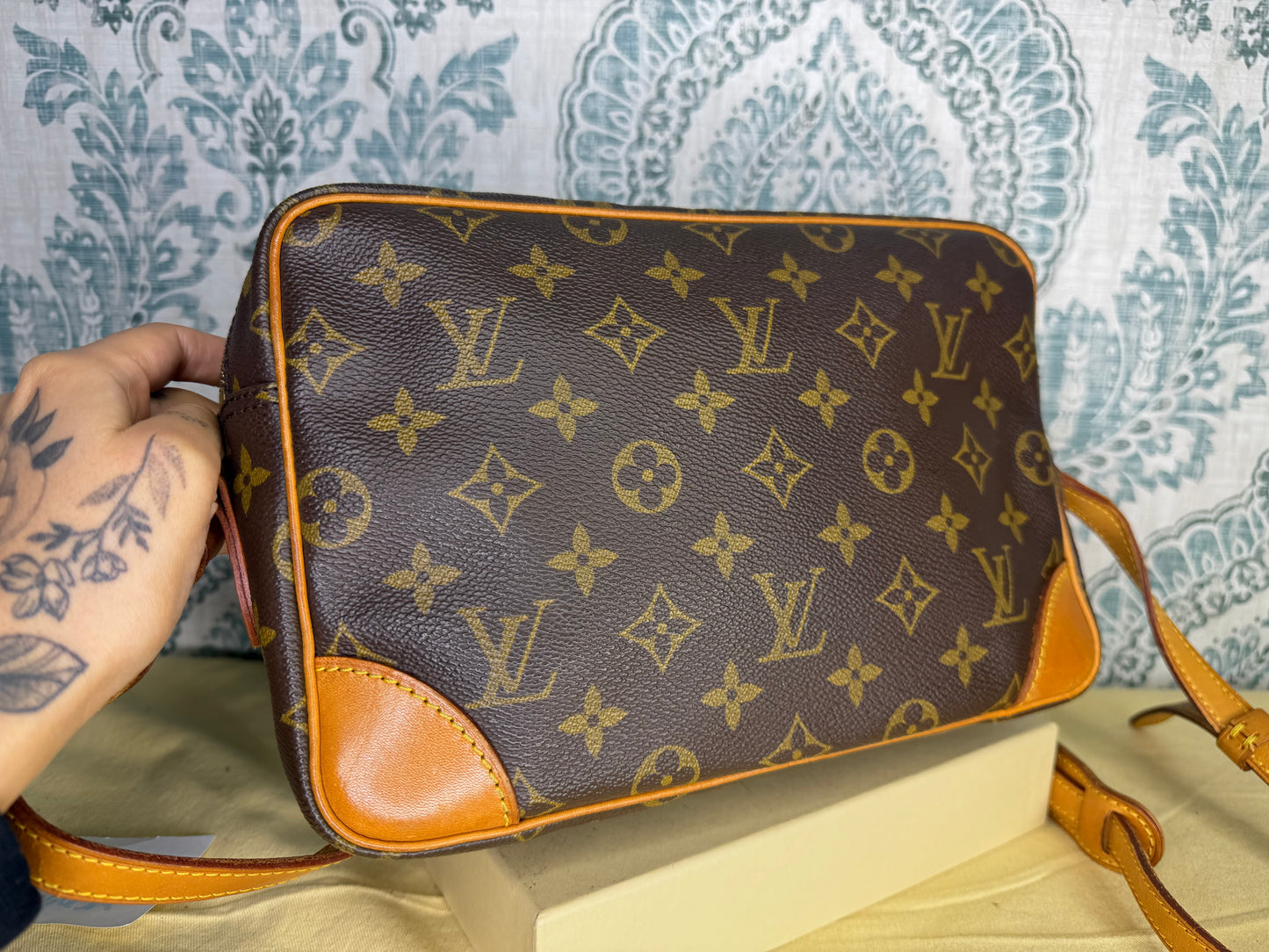 Louis Vuitton Trocadero 27
