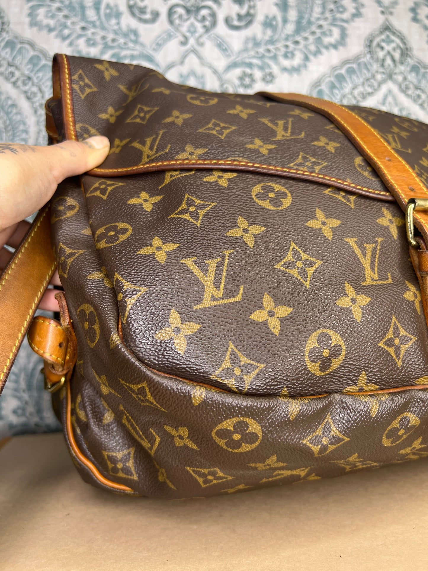 Louis Vuitton Saumur 35