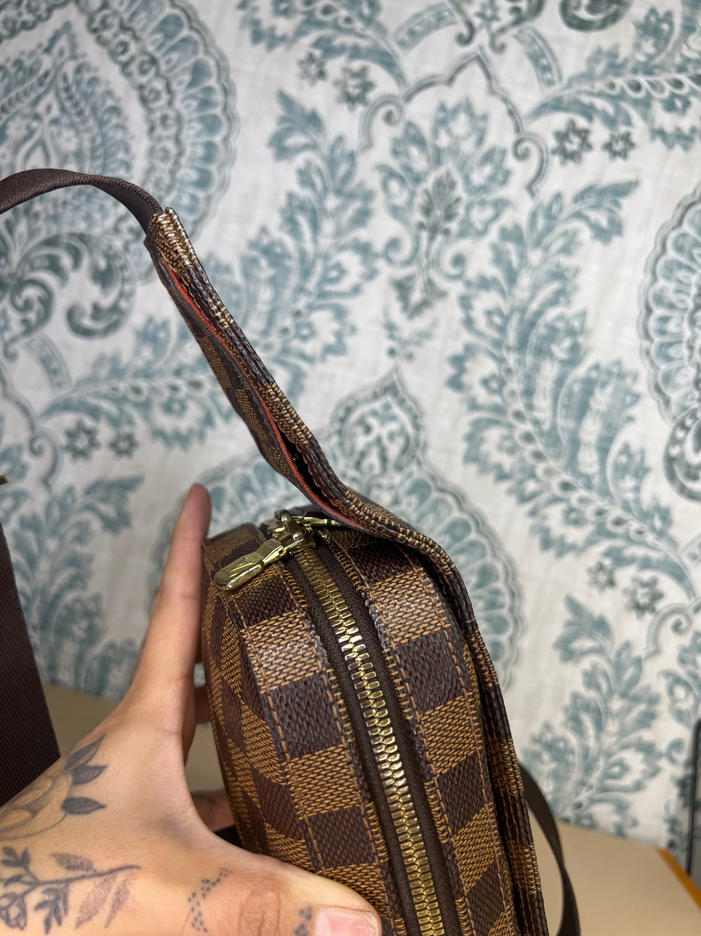 Louis Vuitton Geronimo Sling Bag
