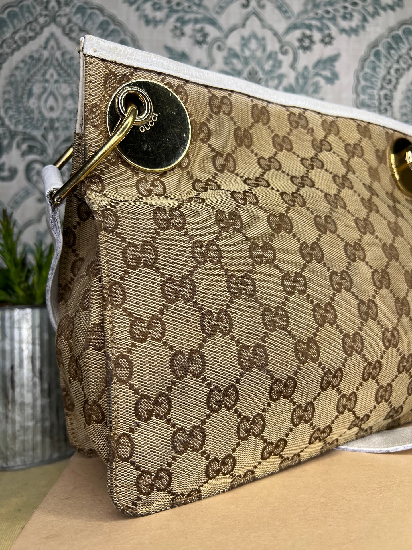 Gucci Eclipse Crossbody
