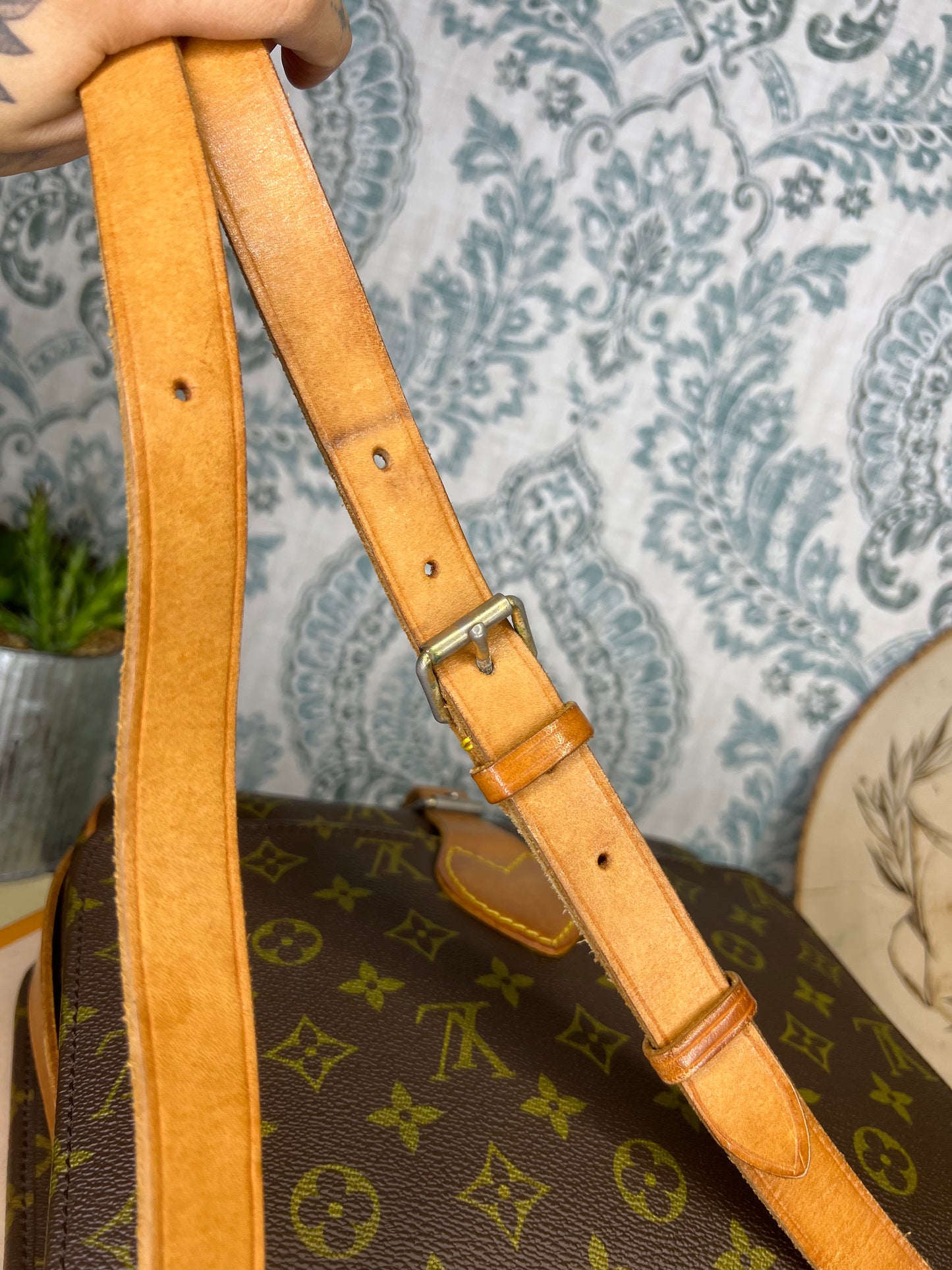 Louis Vuitton Cartouchiere GM