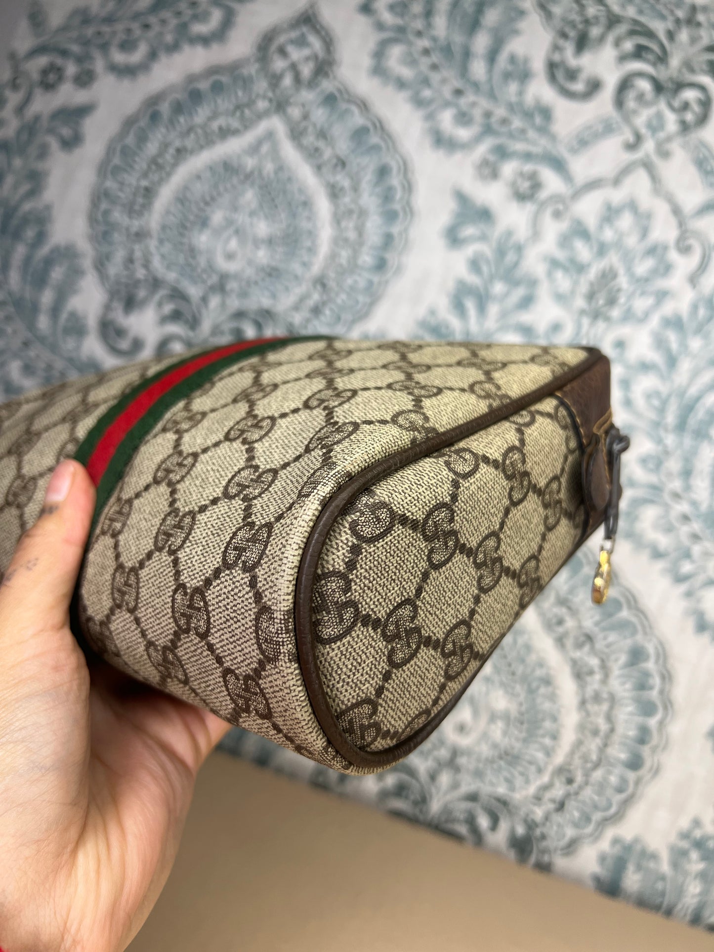 Gucci Supreme Brown Sherry Line Pouch