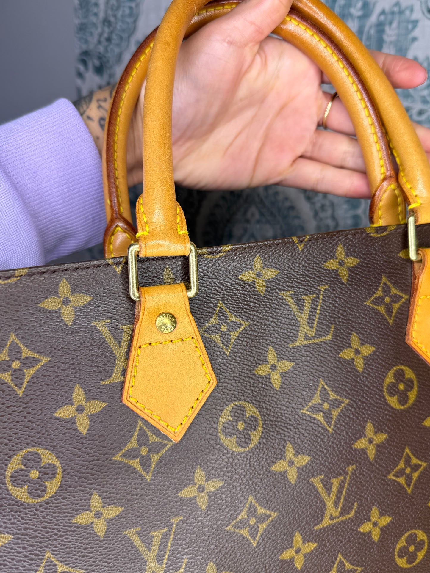 Louis Vuitton Sac Plat