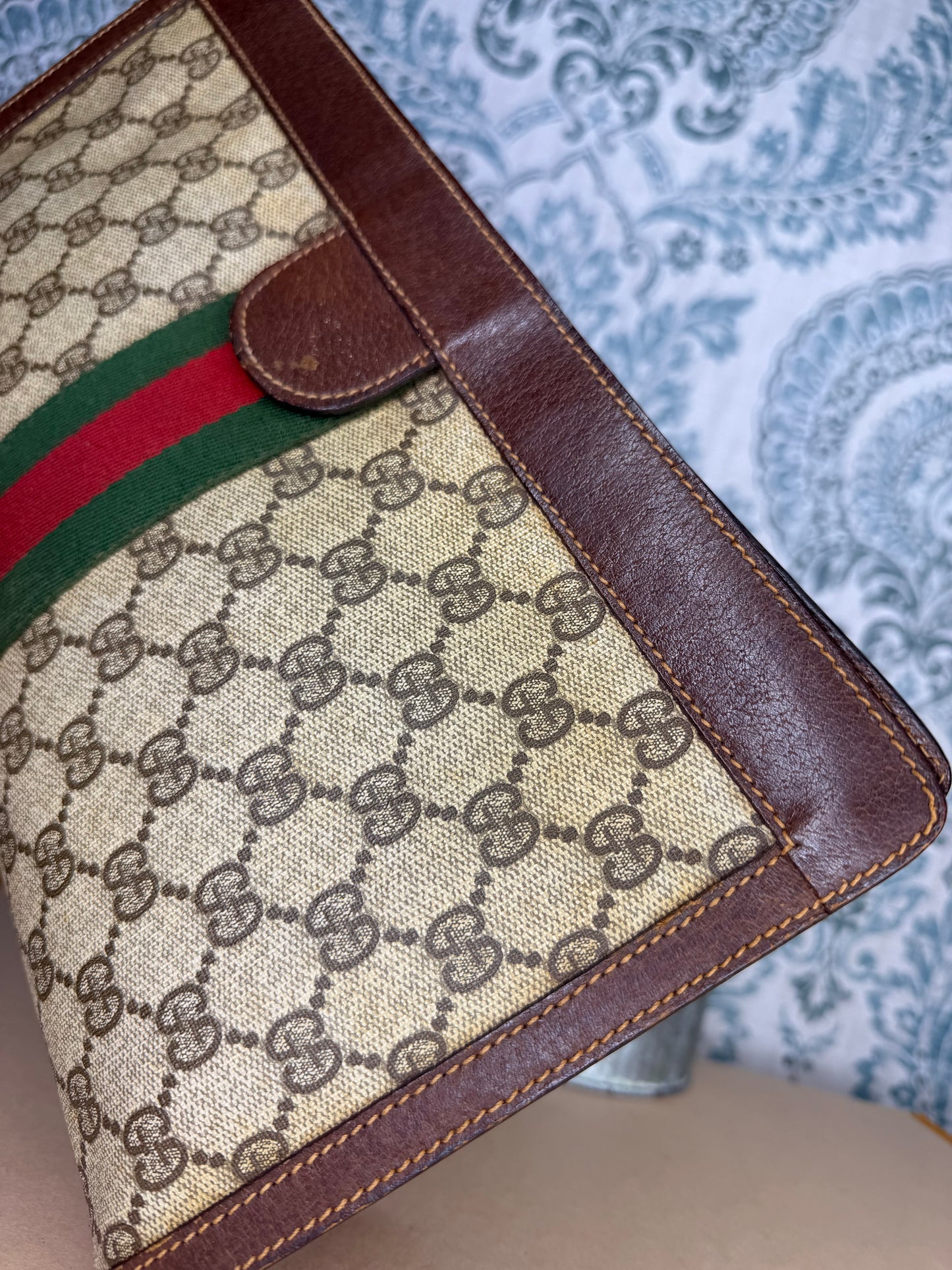 Gucci Supreme Sherry Line Clutch #1 (Parfums)