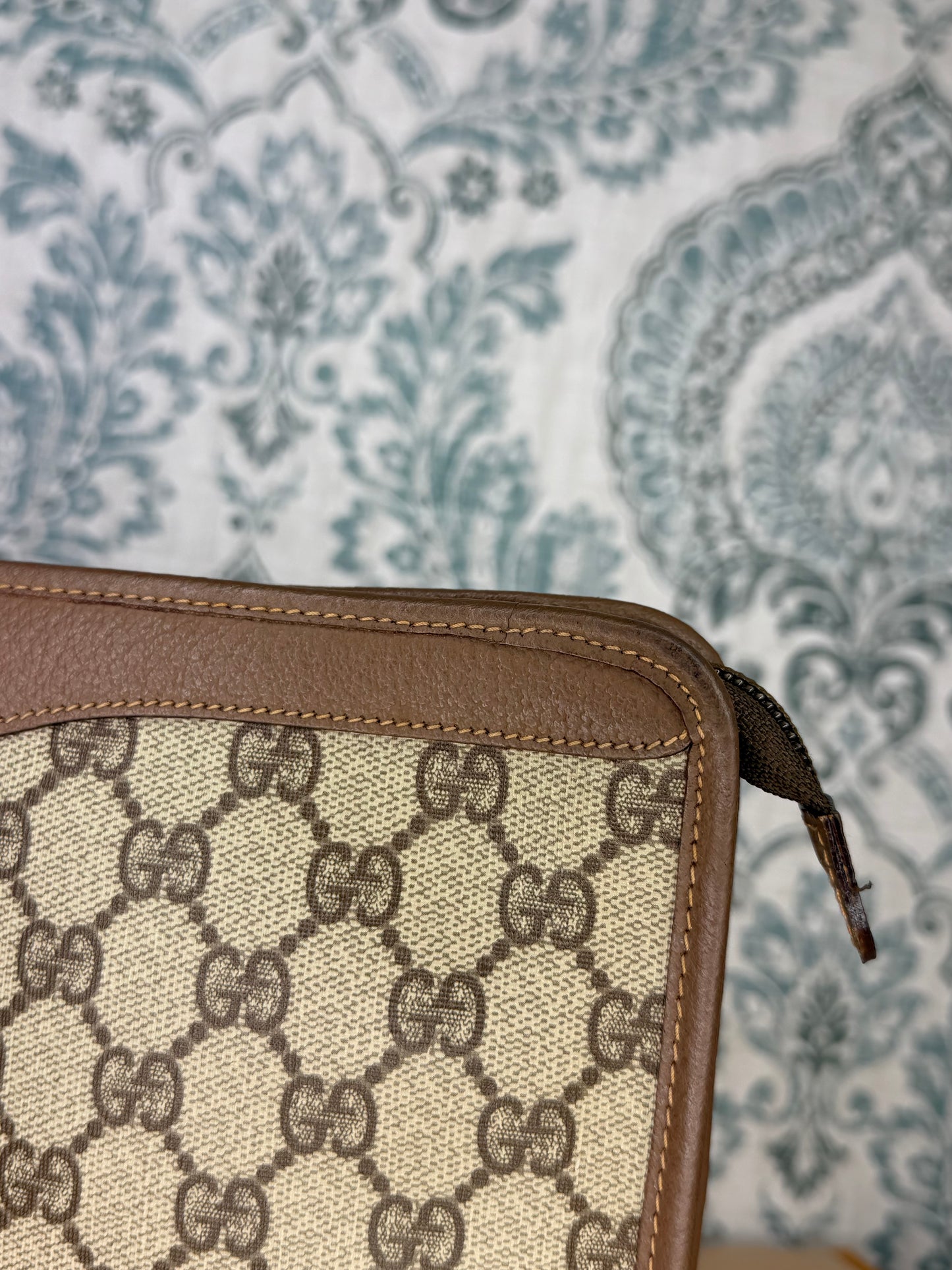 Gucci Supreme Brown Clutch