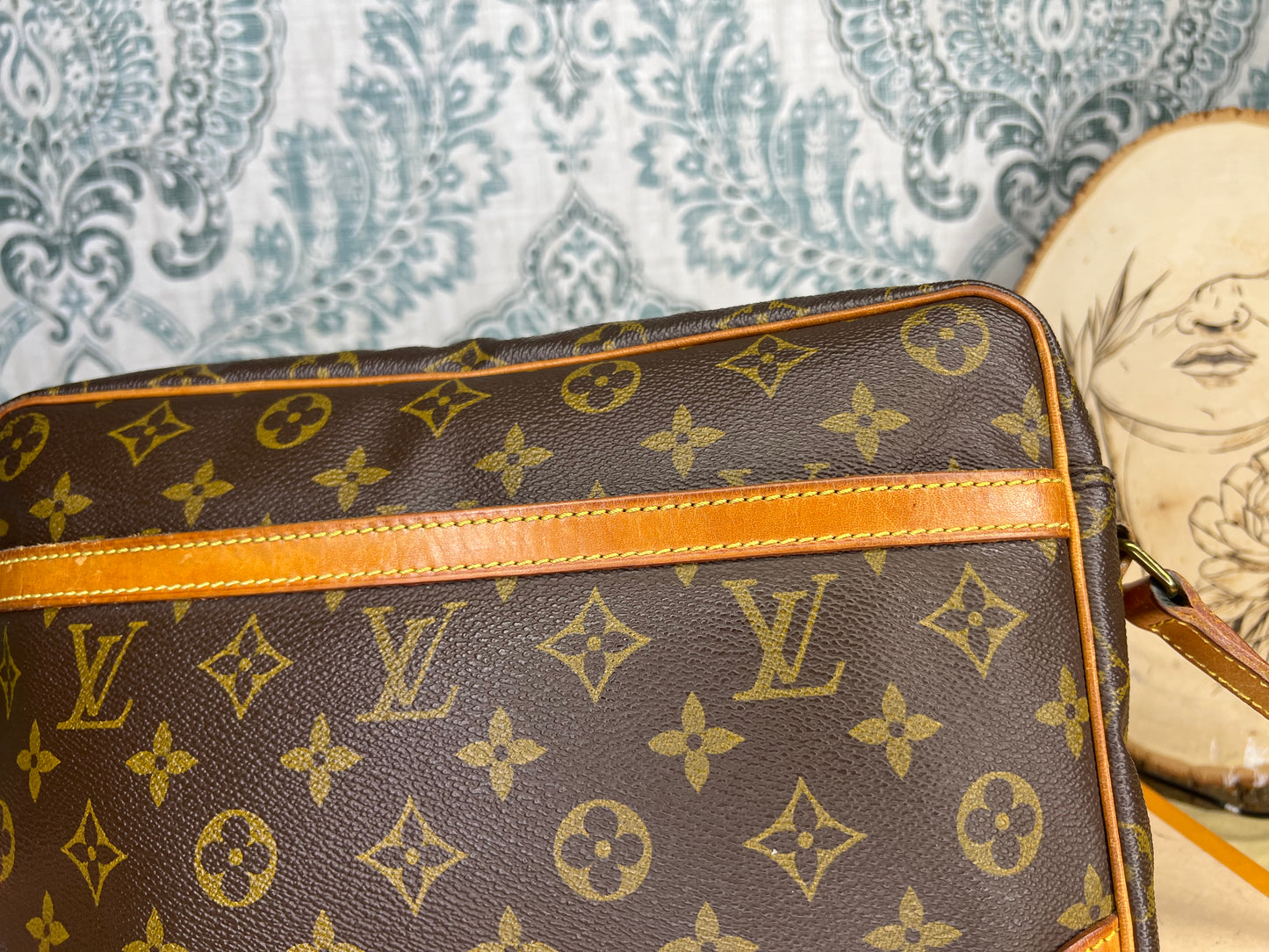 Louis Vuitton Trocadero 30