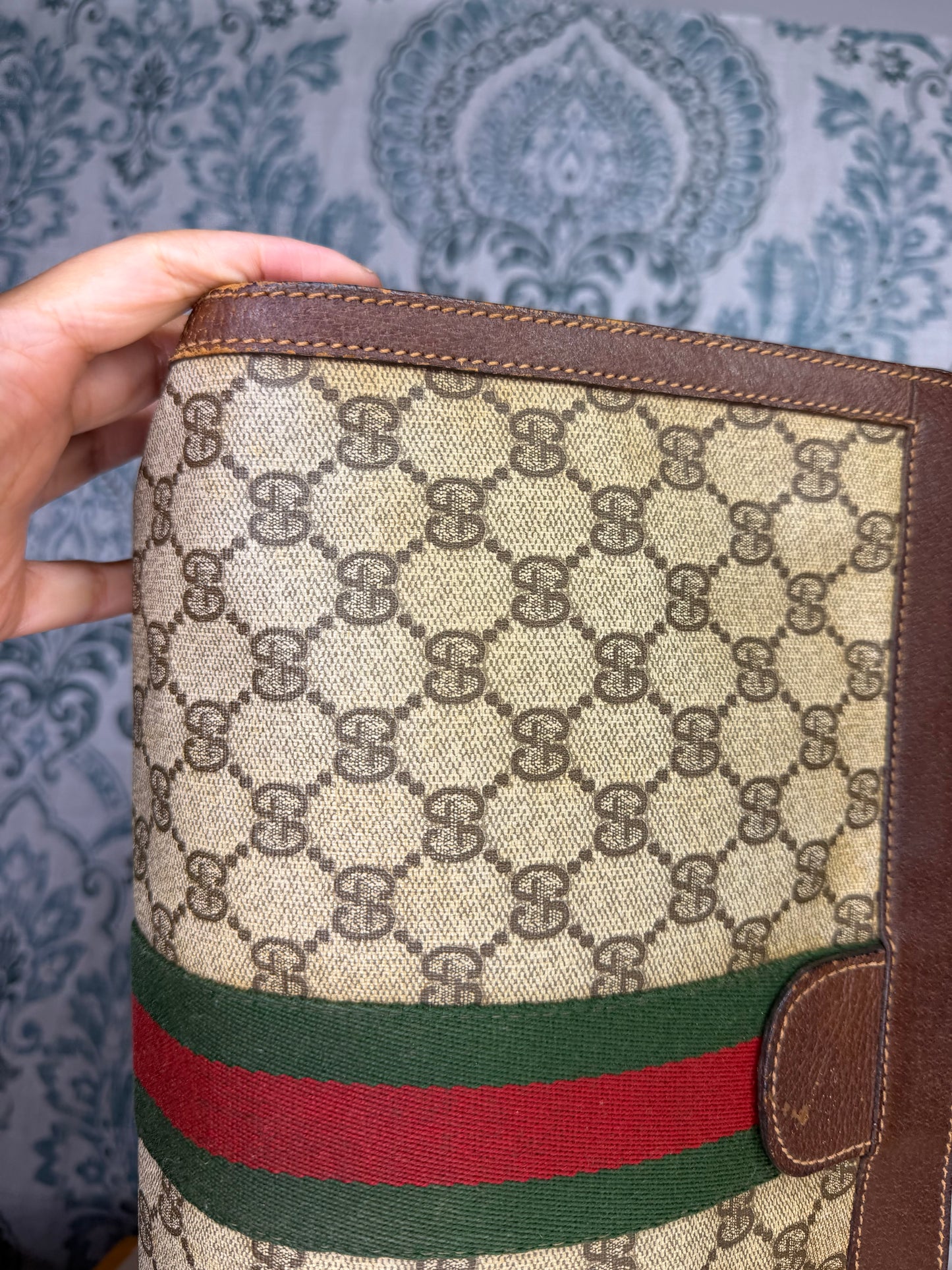 Gucci Supreme Sherry Line Clutch #1 (Parfums)