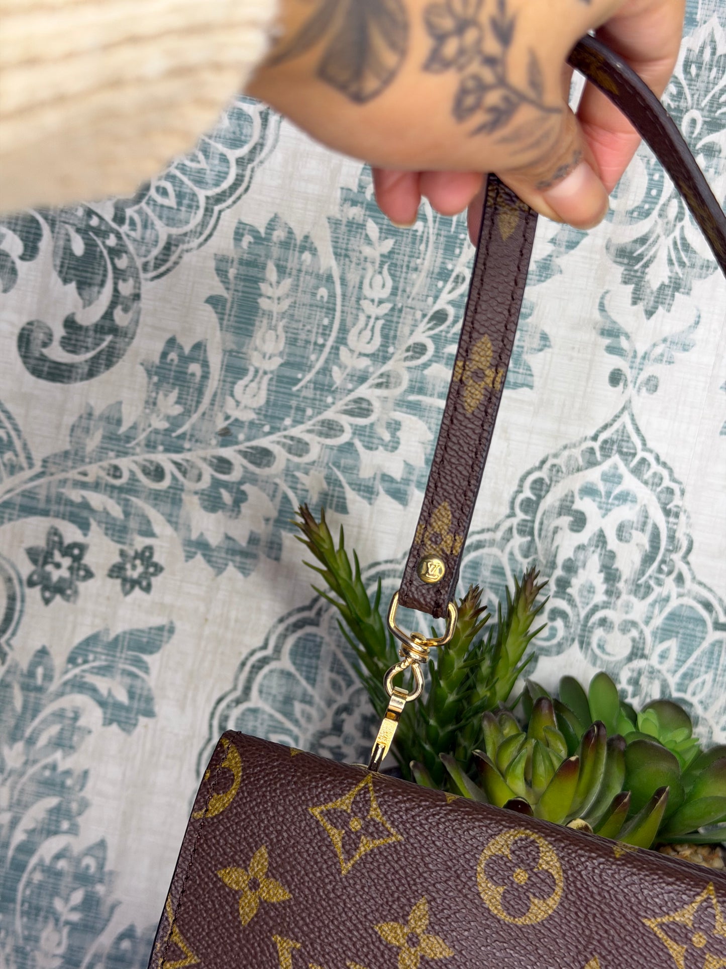 Louis Vuitton Pochette Double Rabat