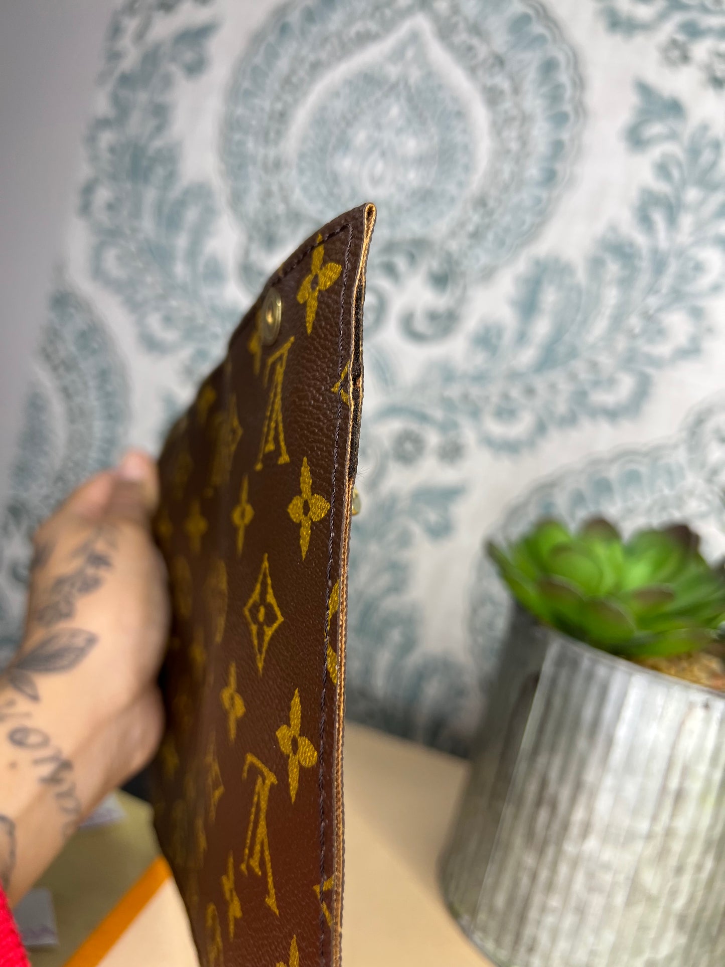 Louis Vuitton Randonnee Pouch H8