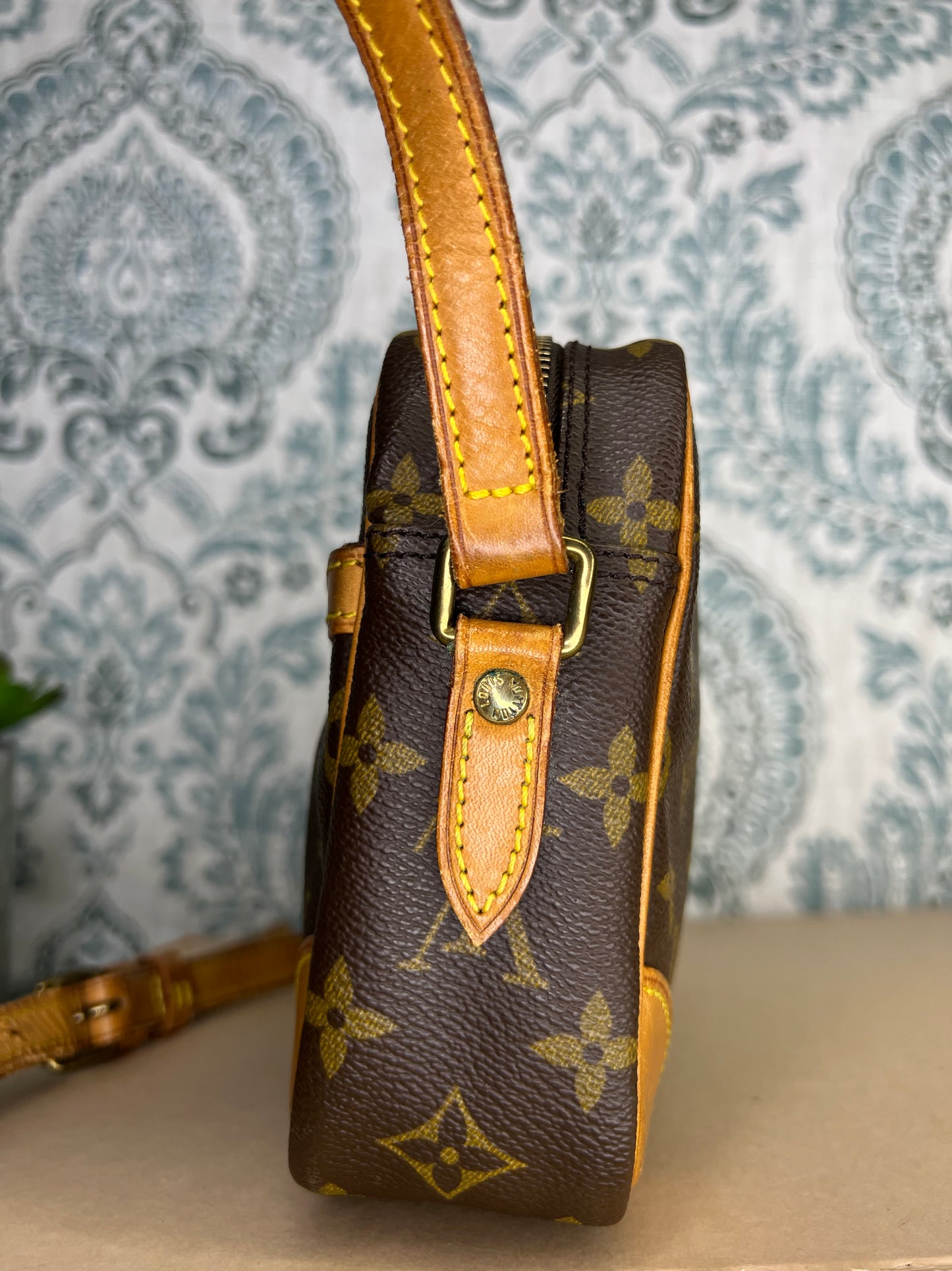 Louis Vuitton Trocadero 23