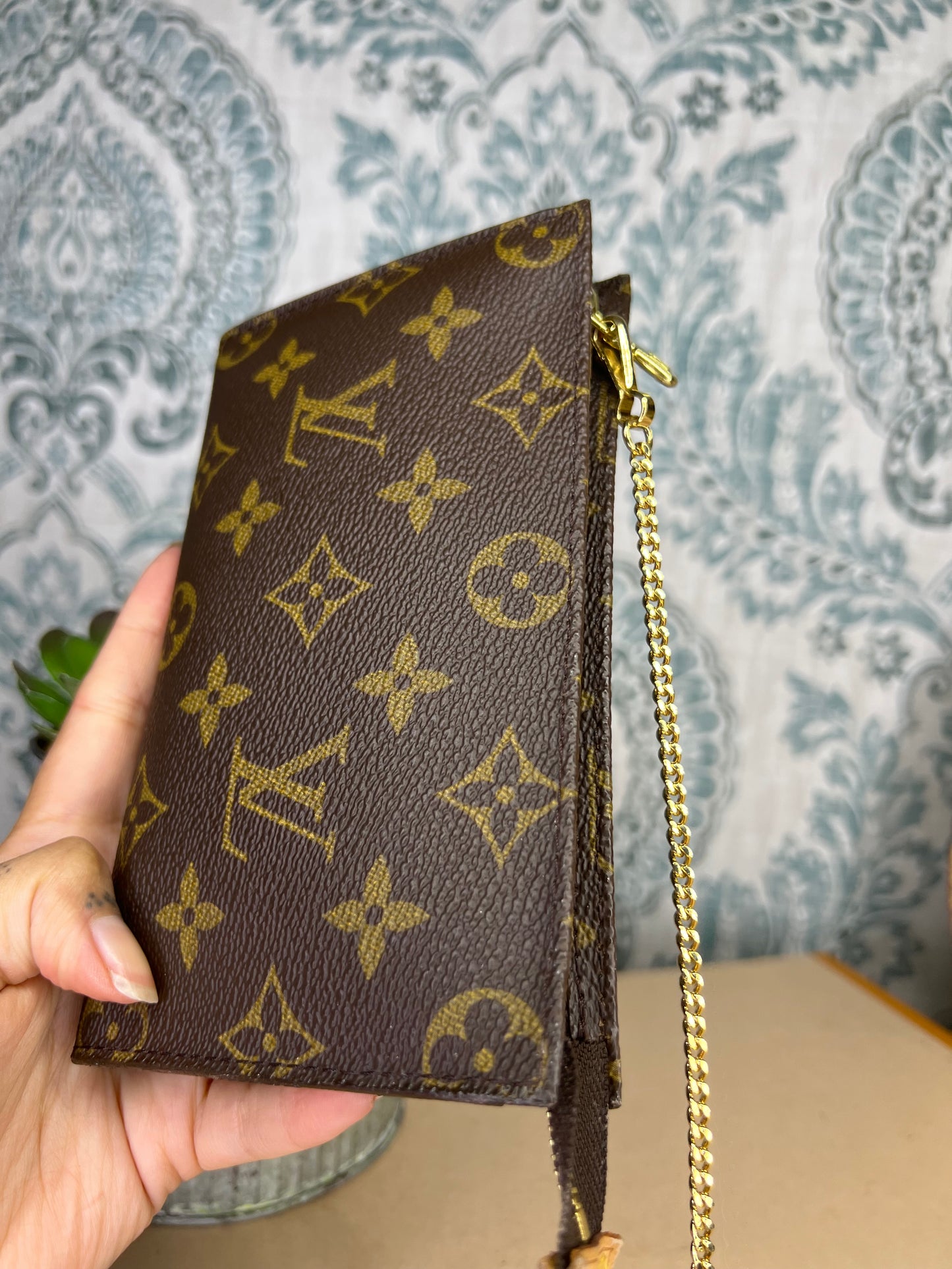 Louis Vuitton Monogram Bucket PM Pochette