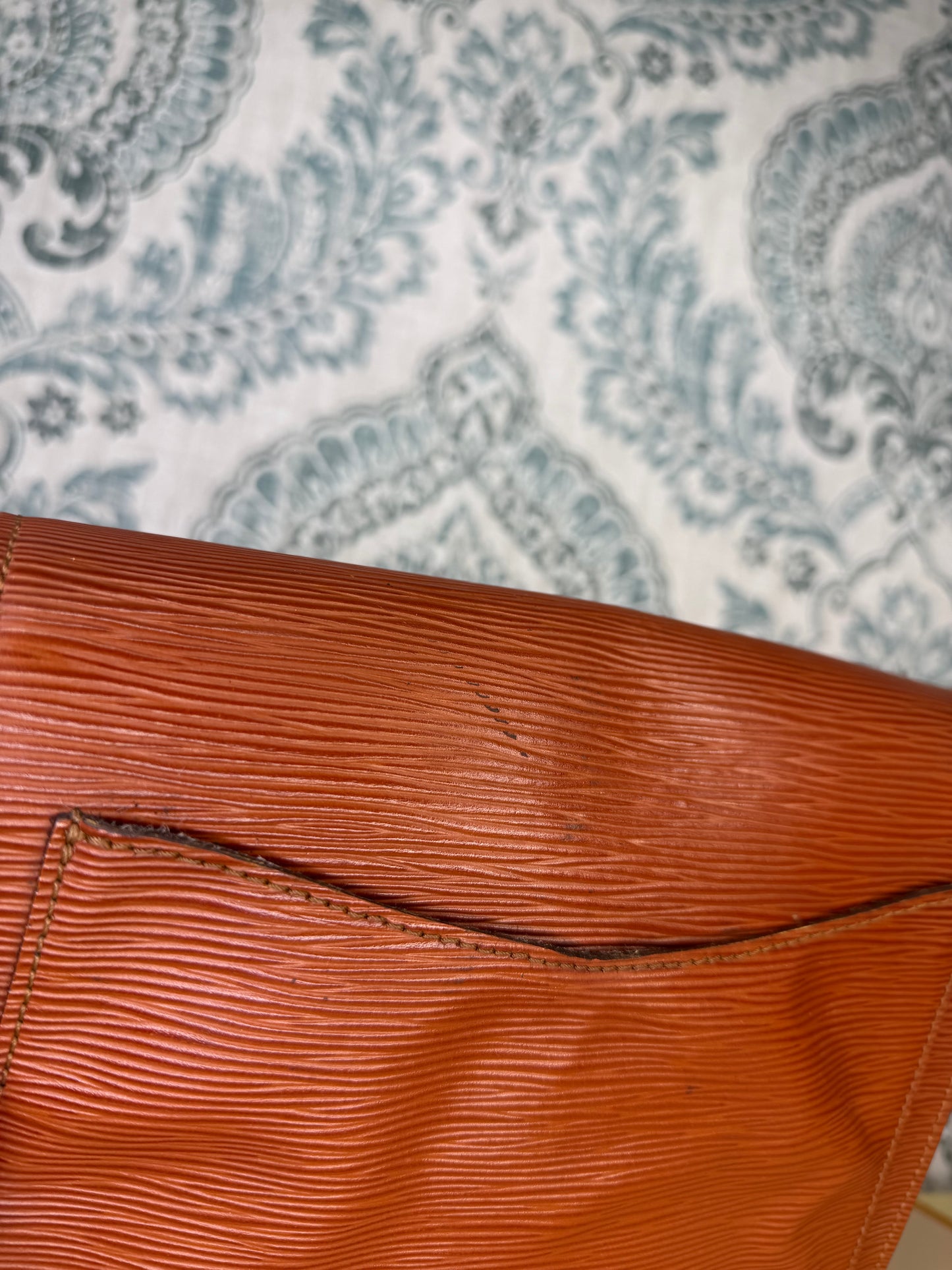 Louis Vuitton Epi Saint Cloud GM