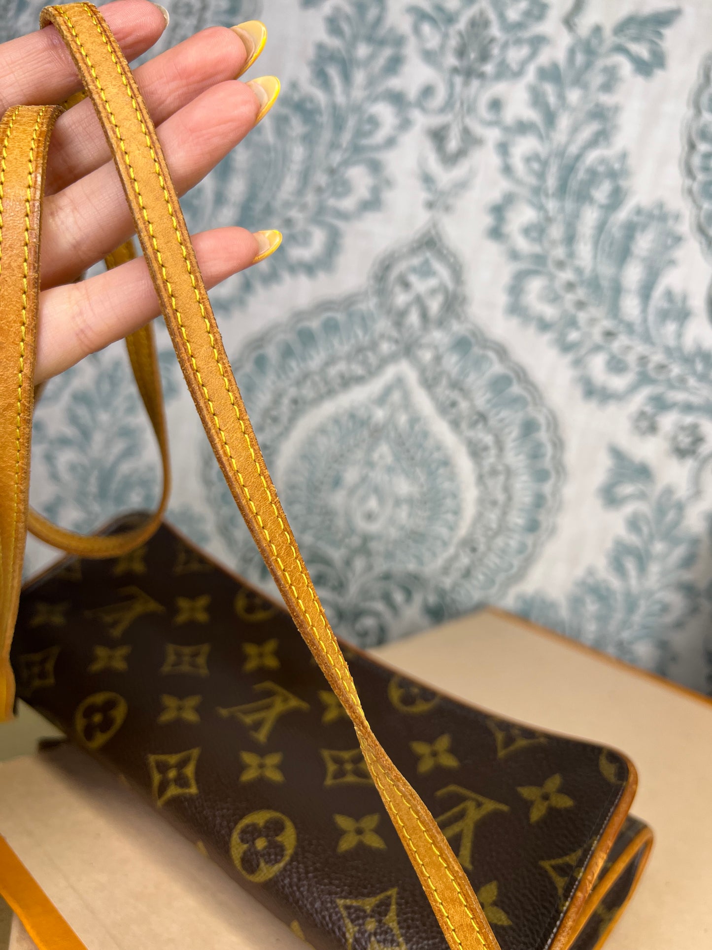 Louis Vuitton Twin Pochette GM