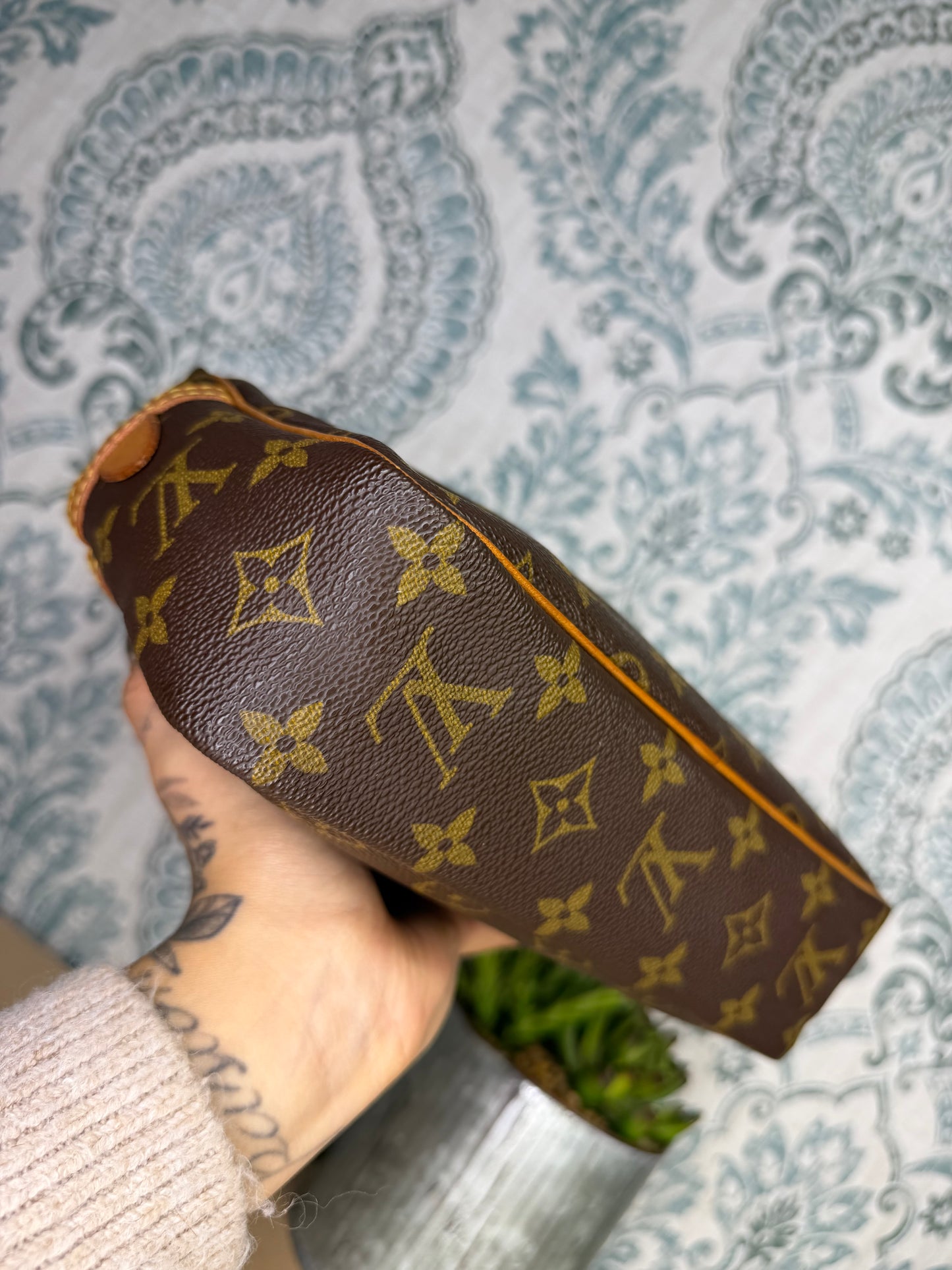 Louis Vuitton Compiegne 23