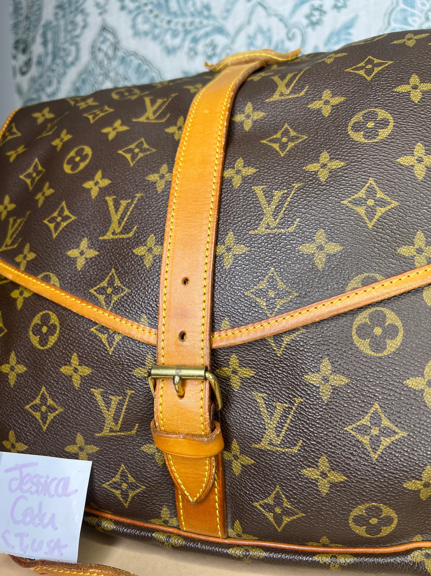Louis Vuitton Saumur 35