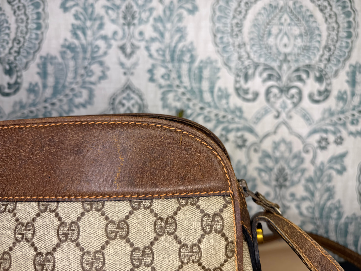 Gucci Supreme Vintage Purse