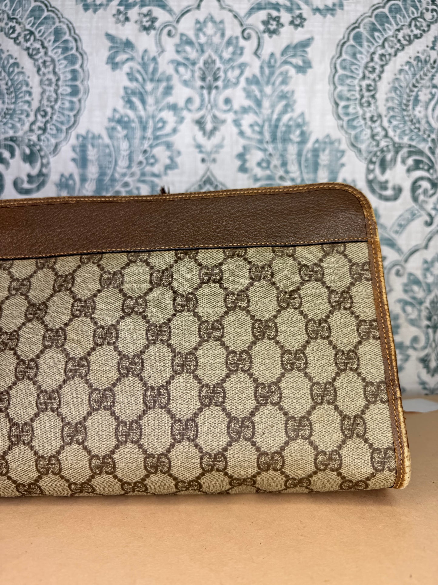 Gucci Supreme Brown Clutch