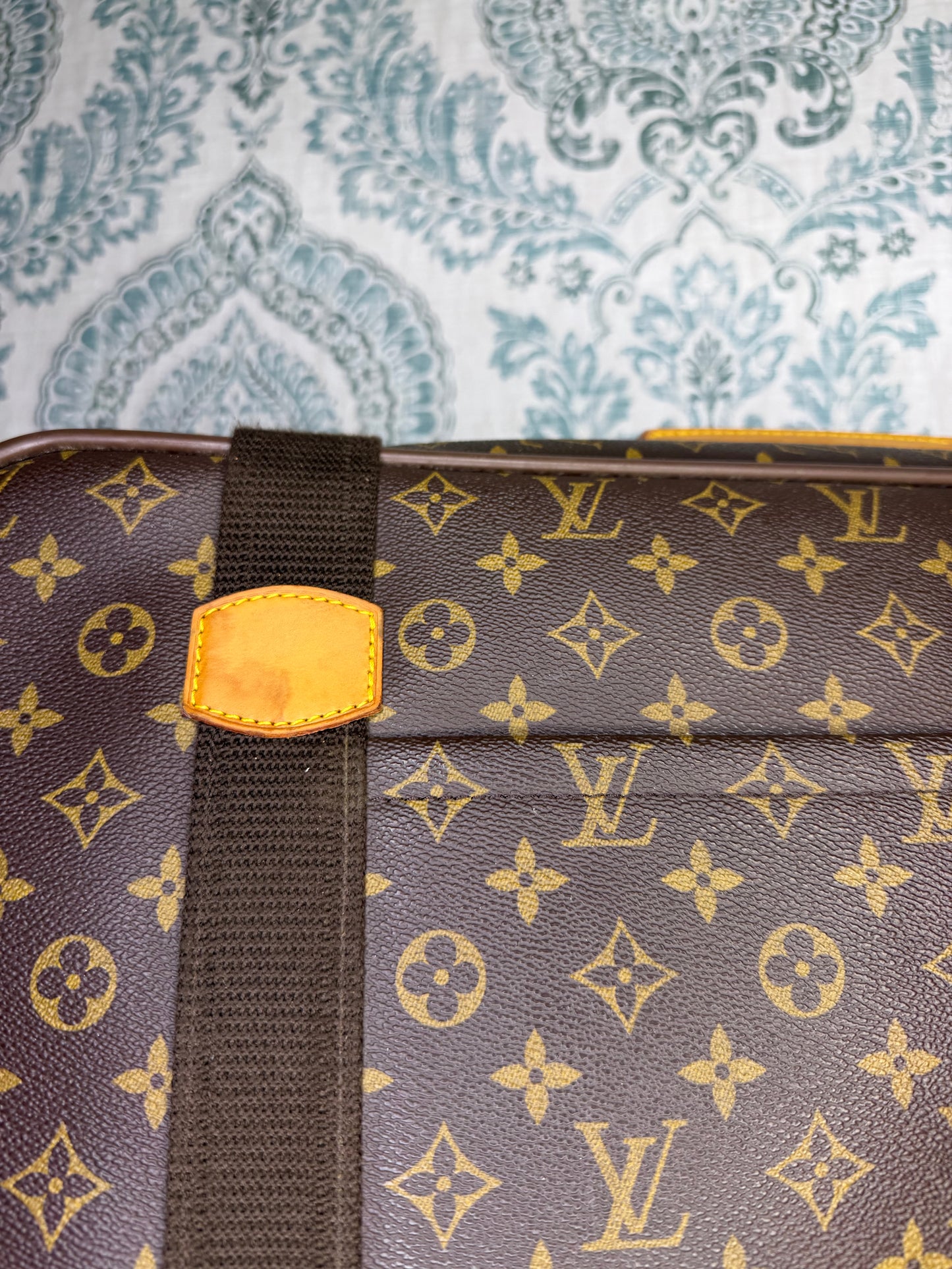 Louis Vuitton Satellite 53 Suit Case
