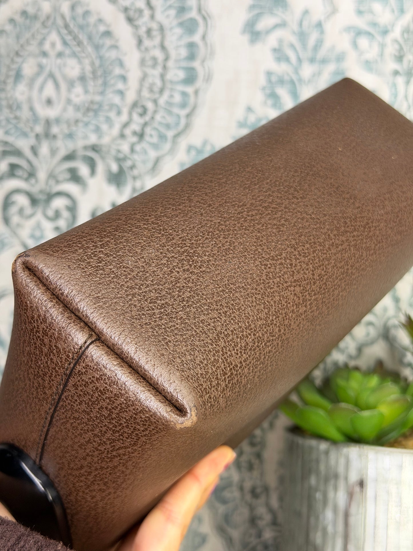 Gucci Vintage Brown Handbag with Pouch