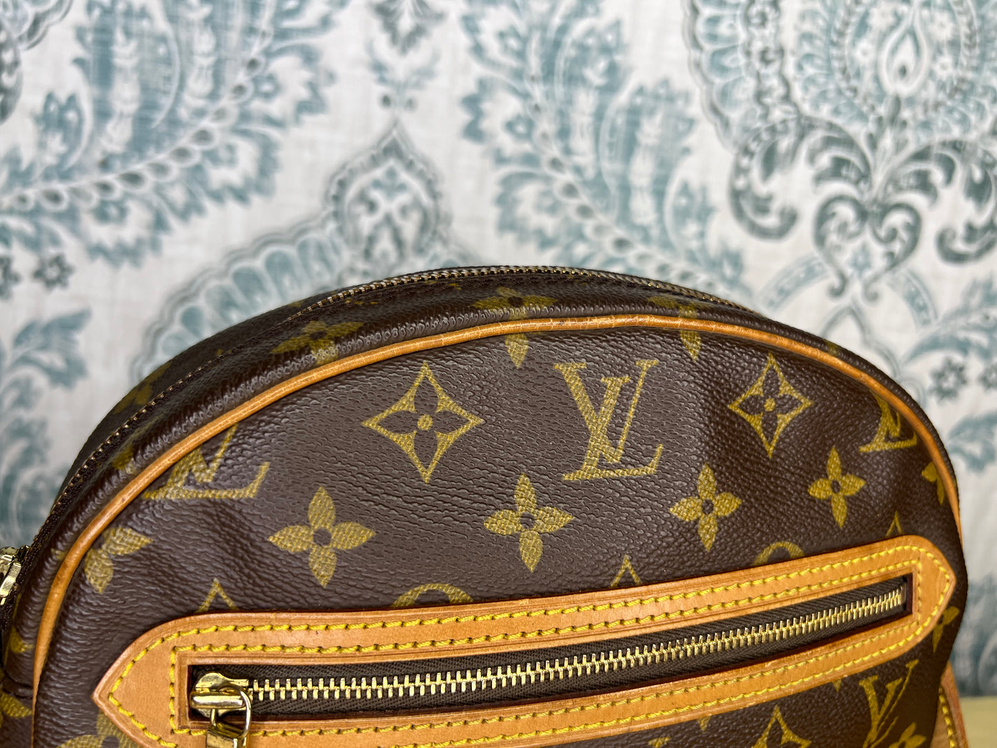 Louis Vuitton Senlis