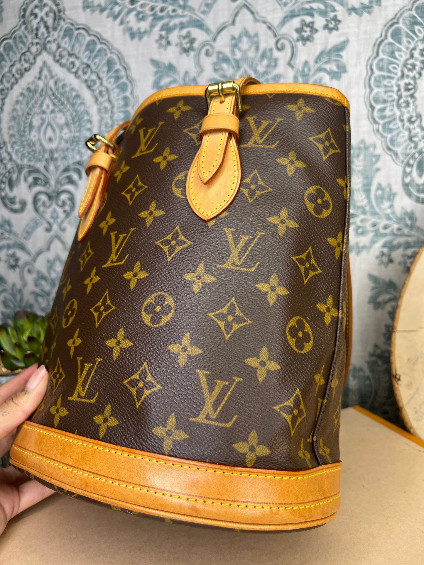 Louis Vuitton Bucket PM