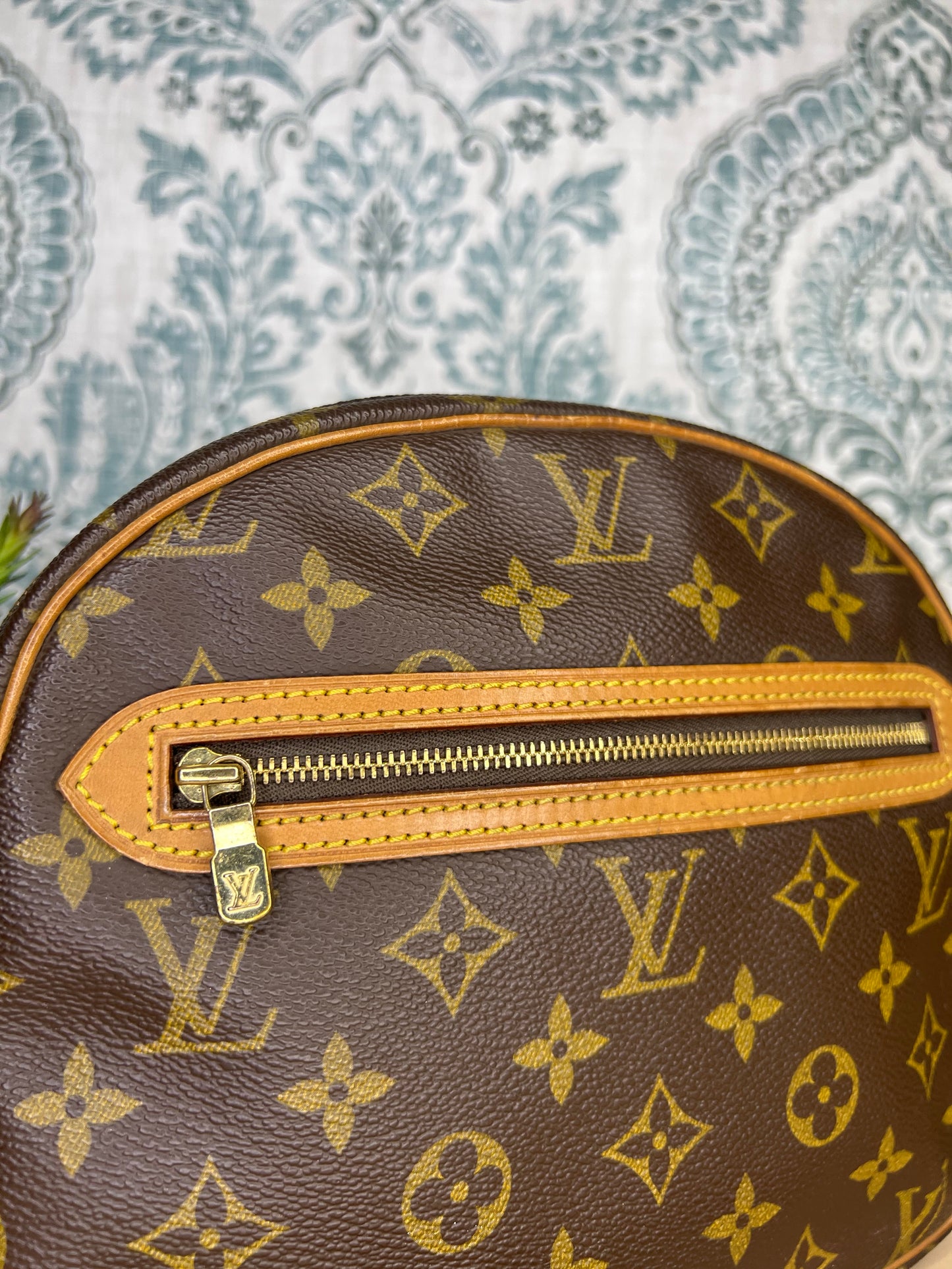 Louis Vuitton Senlis