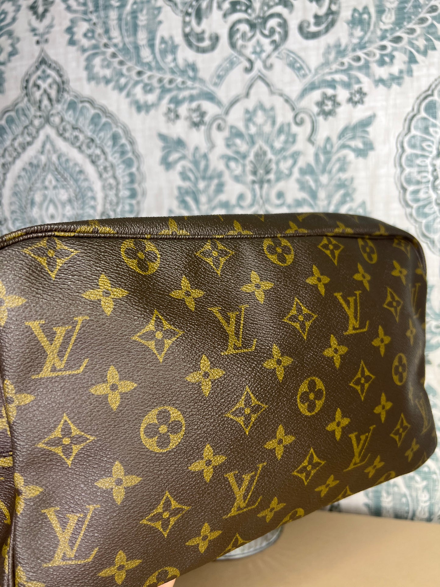 Louis Vuitton Trousse 28