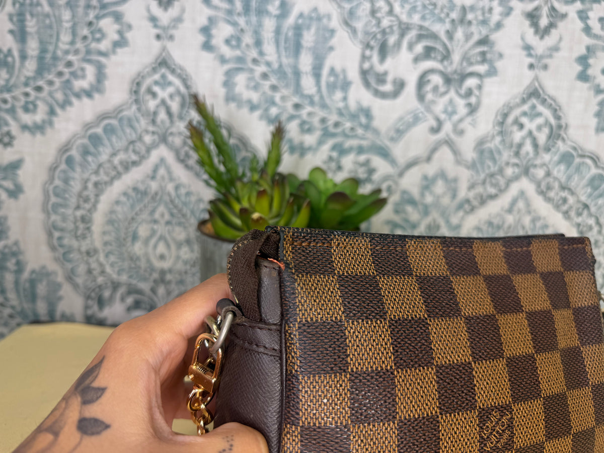 Louis Vuitton Damier Ebene Trousse Pochette