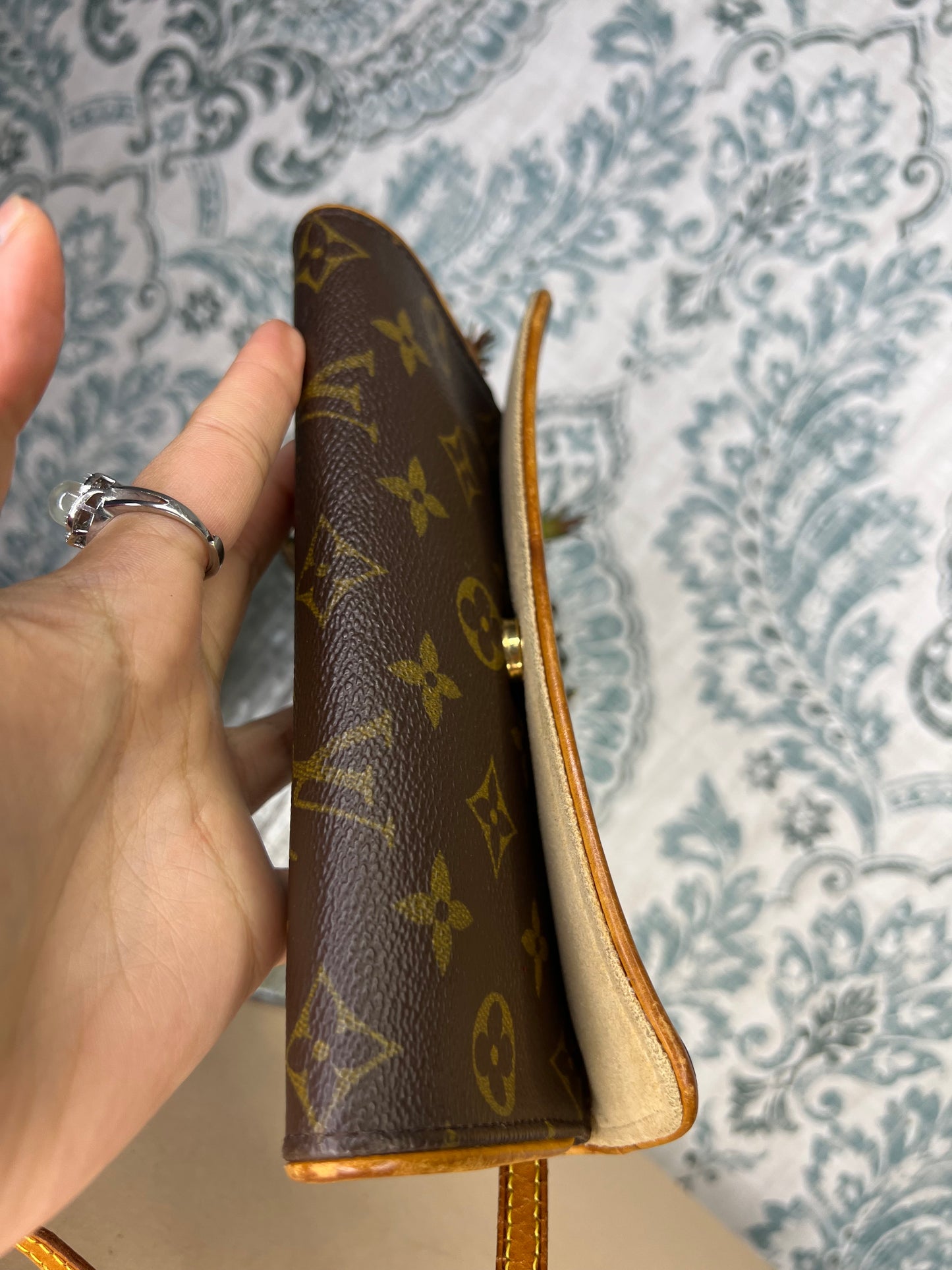 Louis Vuitton Twin Pochette PM