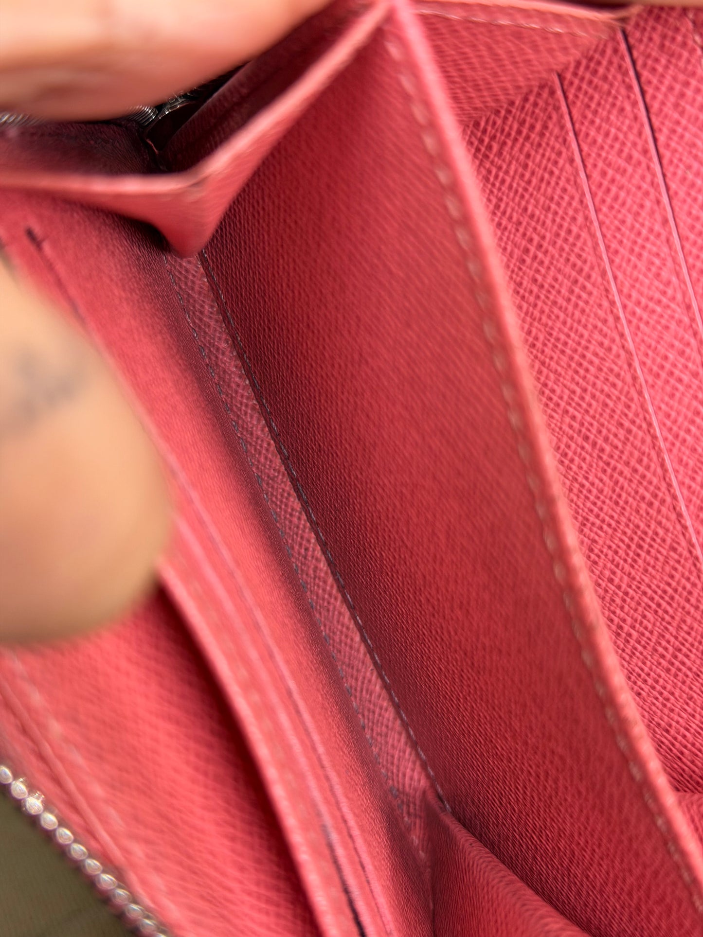 Louis Vuitton Zippy Epi Coin Purse Card Holder Coral