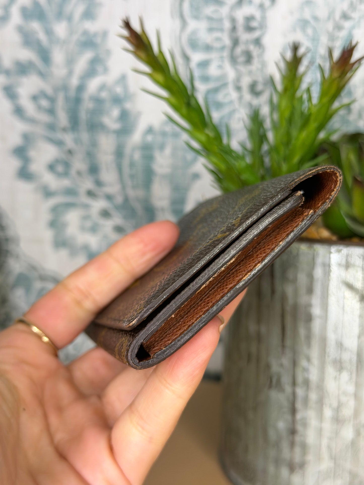 Louis Vuitton Monogram Card Holder