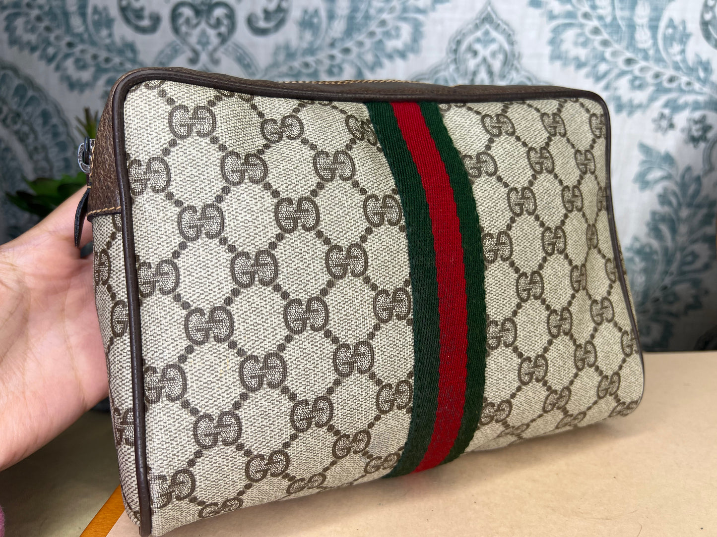 Gucci Supreme Brown Sherry Line Pouch