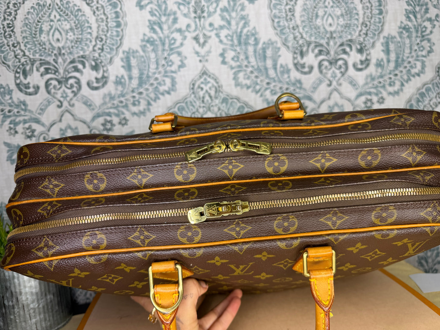 Louis Vuitton Porte Documents Voyage GM