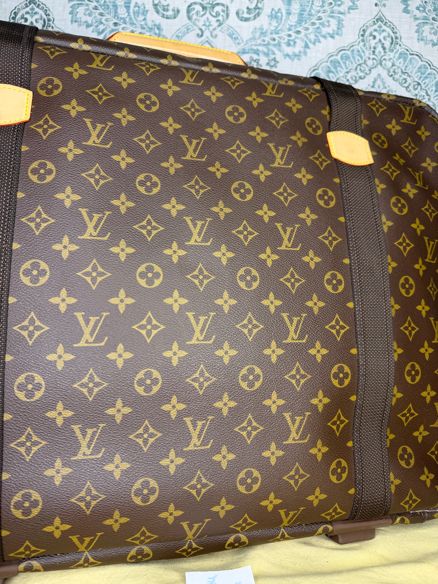Louis Vuitton Satellite 60 Suit Case