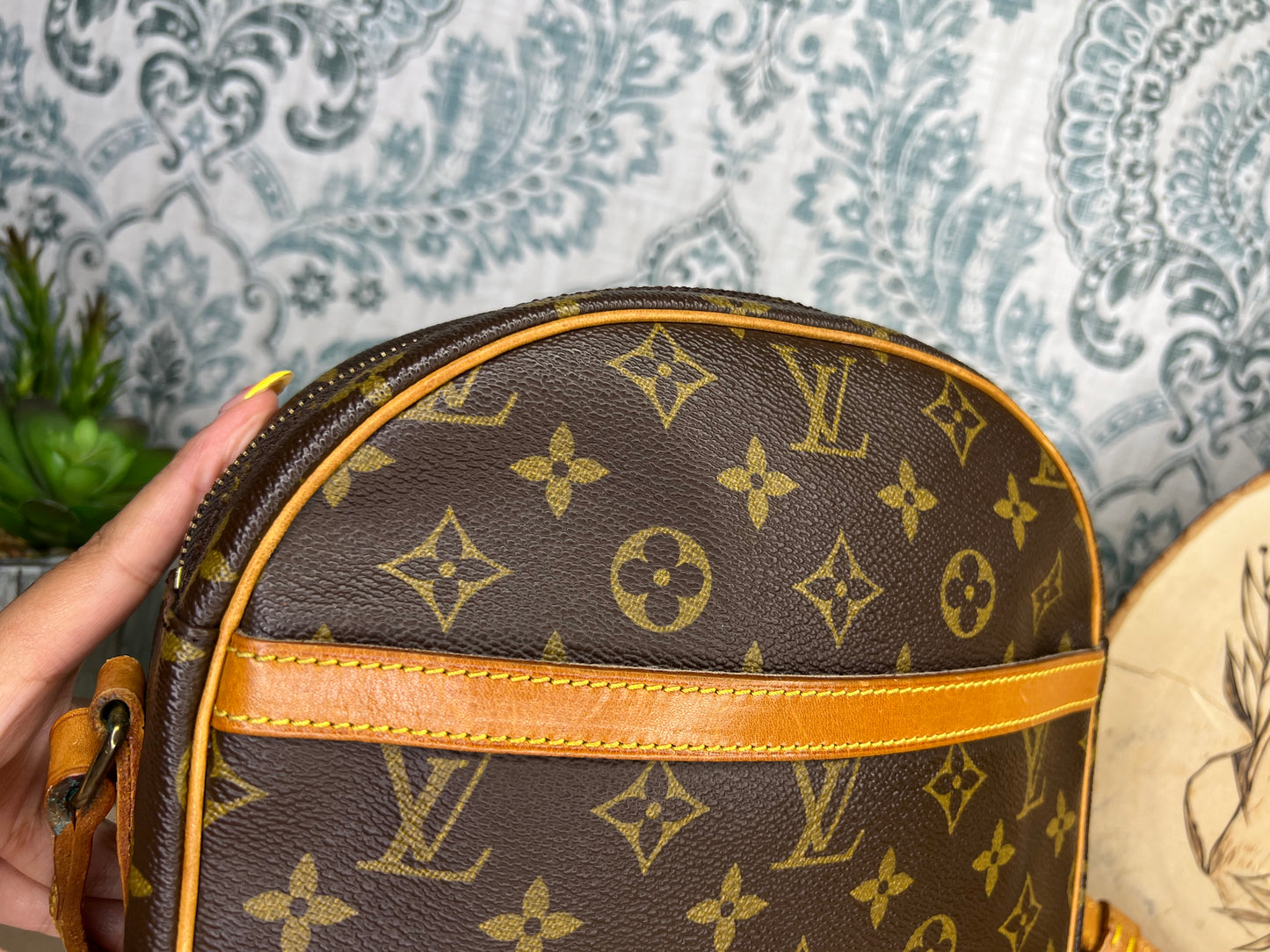 Louis Vuitton Senlis