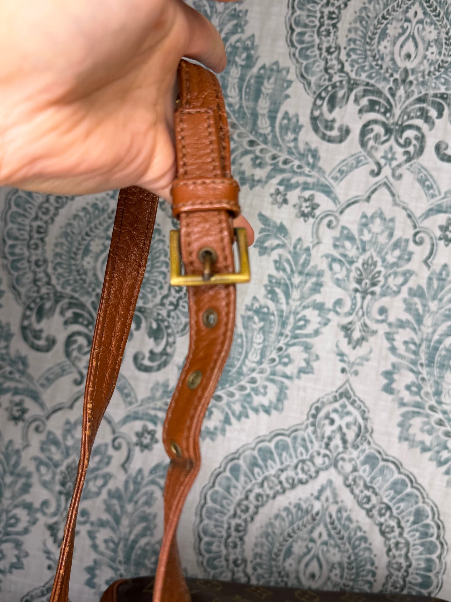 Louis Vuitton Sac Bandouliere 30 (needs new zipper)