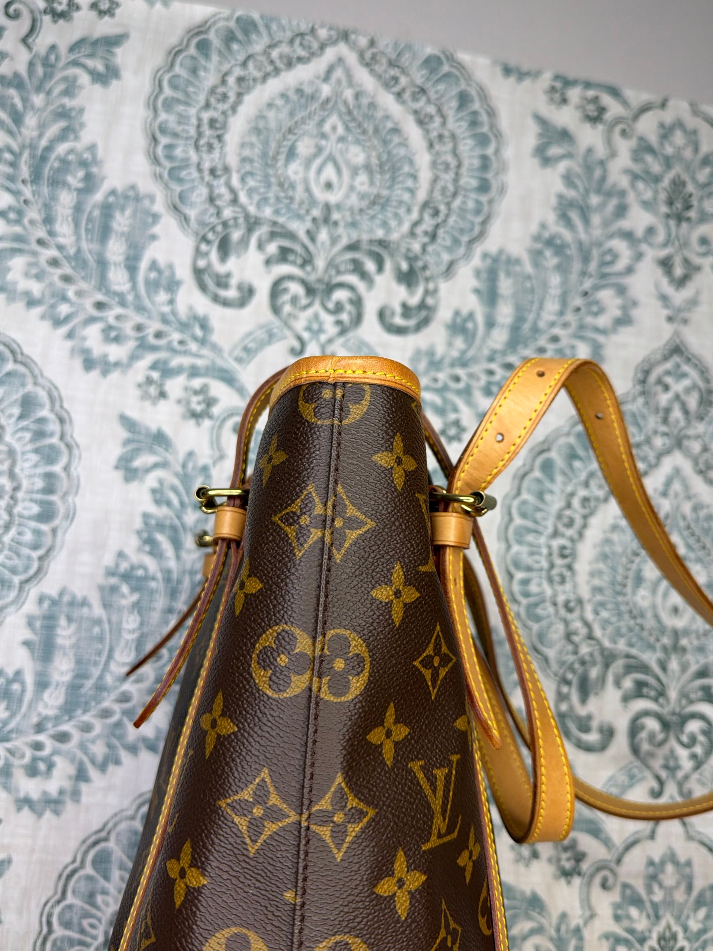 Louis Vuitton Bucket GM