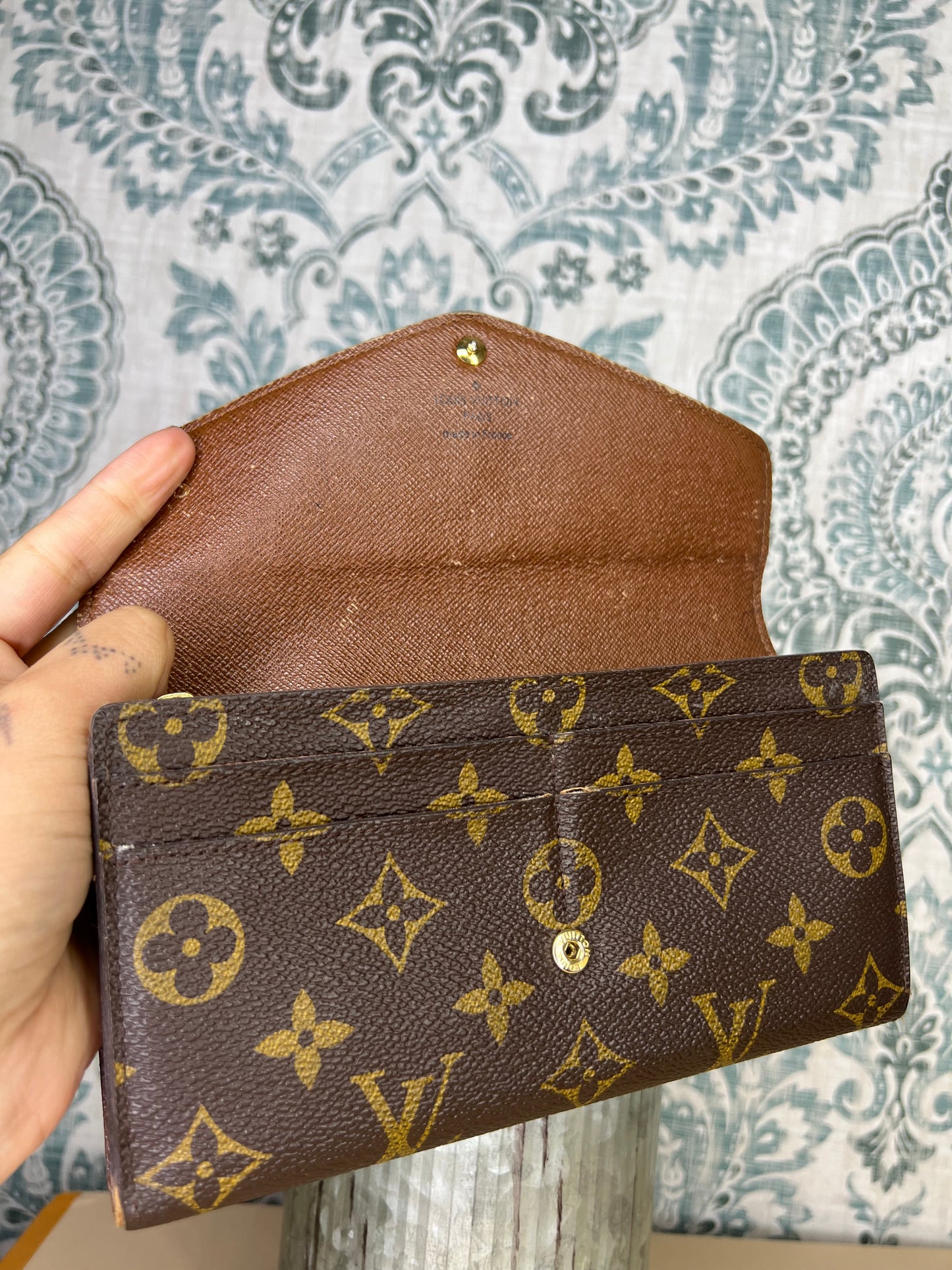 Louis Vuitton Monogram Sarah Wallet NM