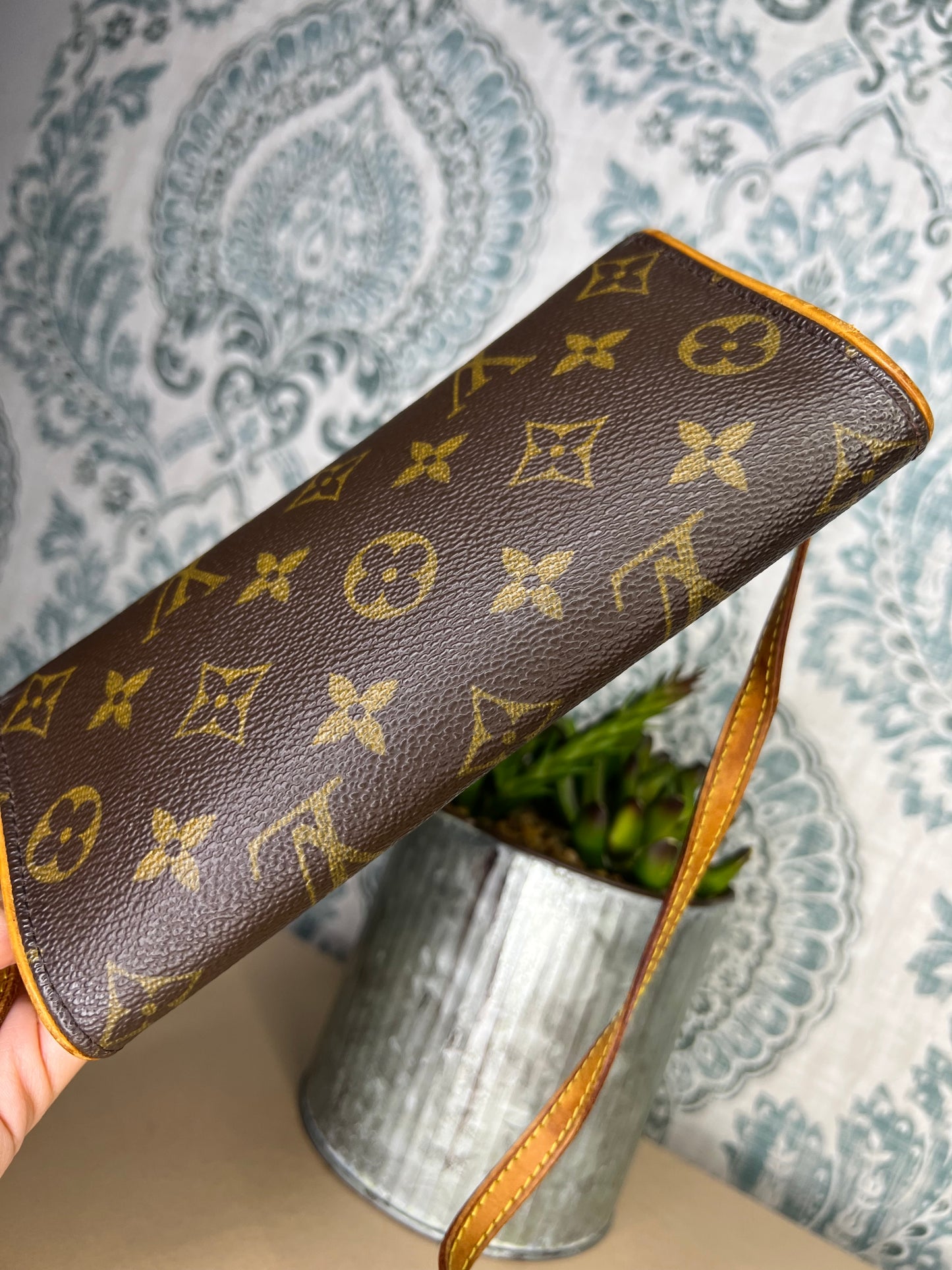 Louis Vuitton Twin Pochette PM